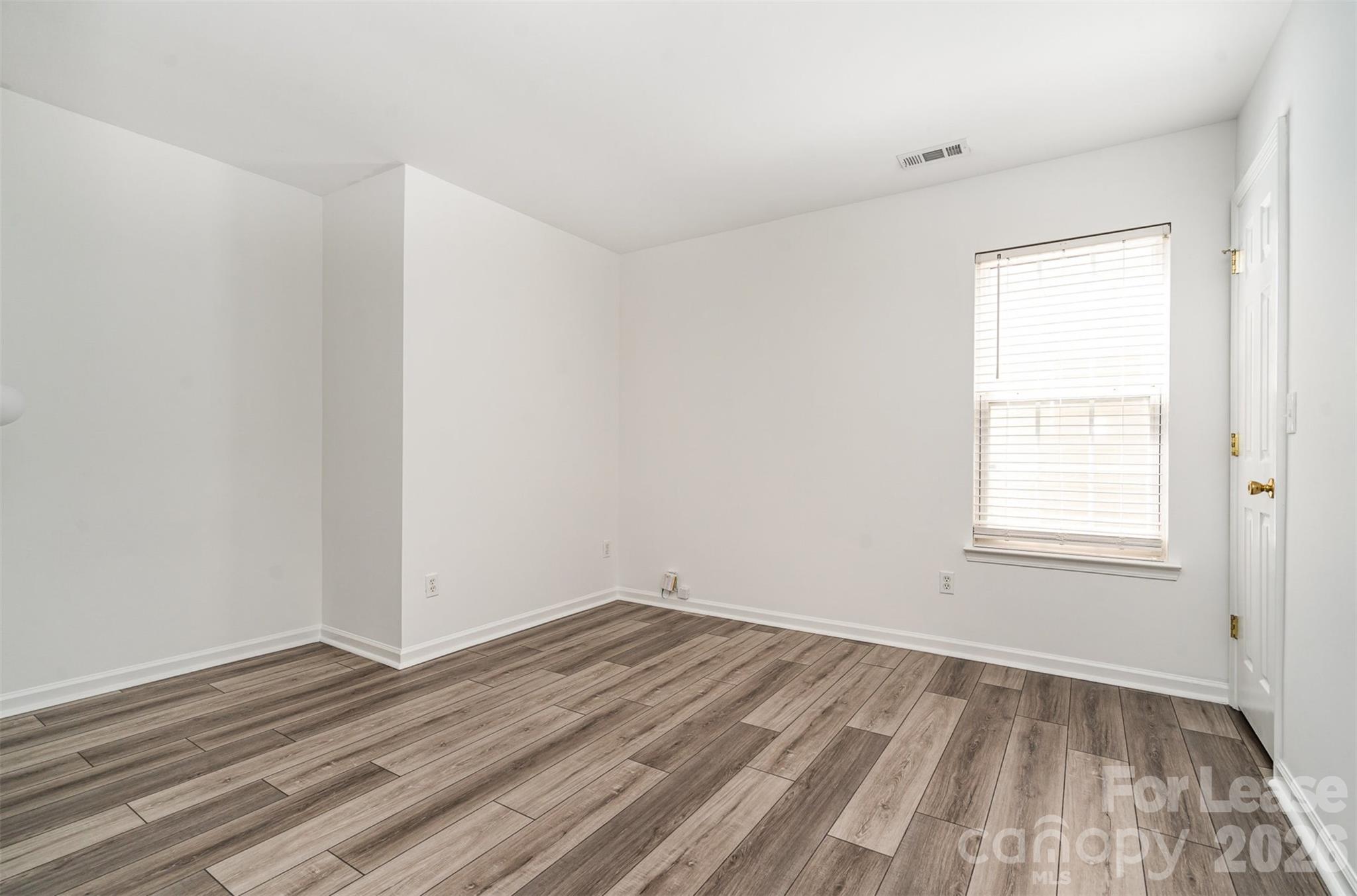 10307 Seedling Lane Property Photo 15
