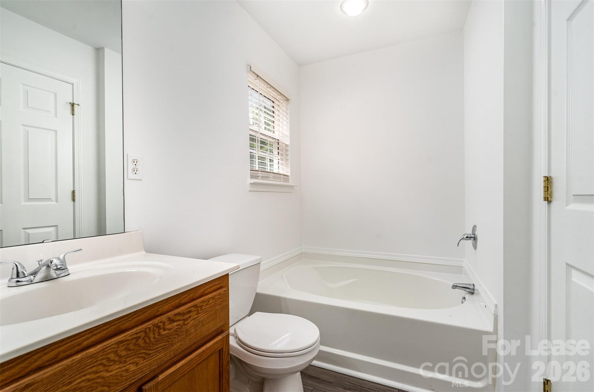 10307 Seedling Lane Property Photo 16
