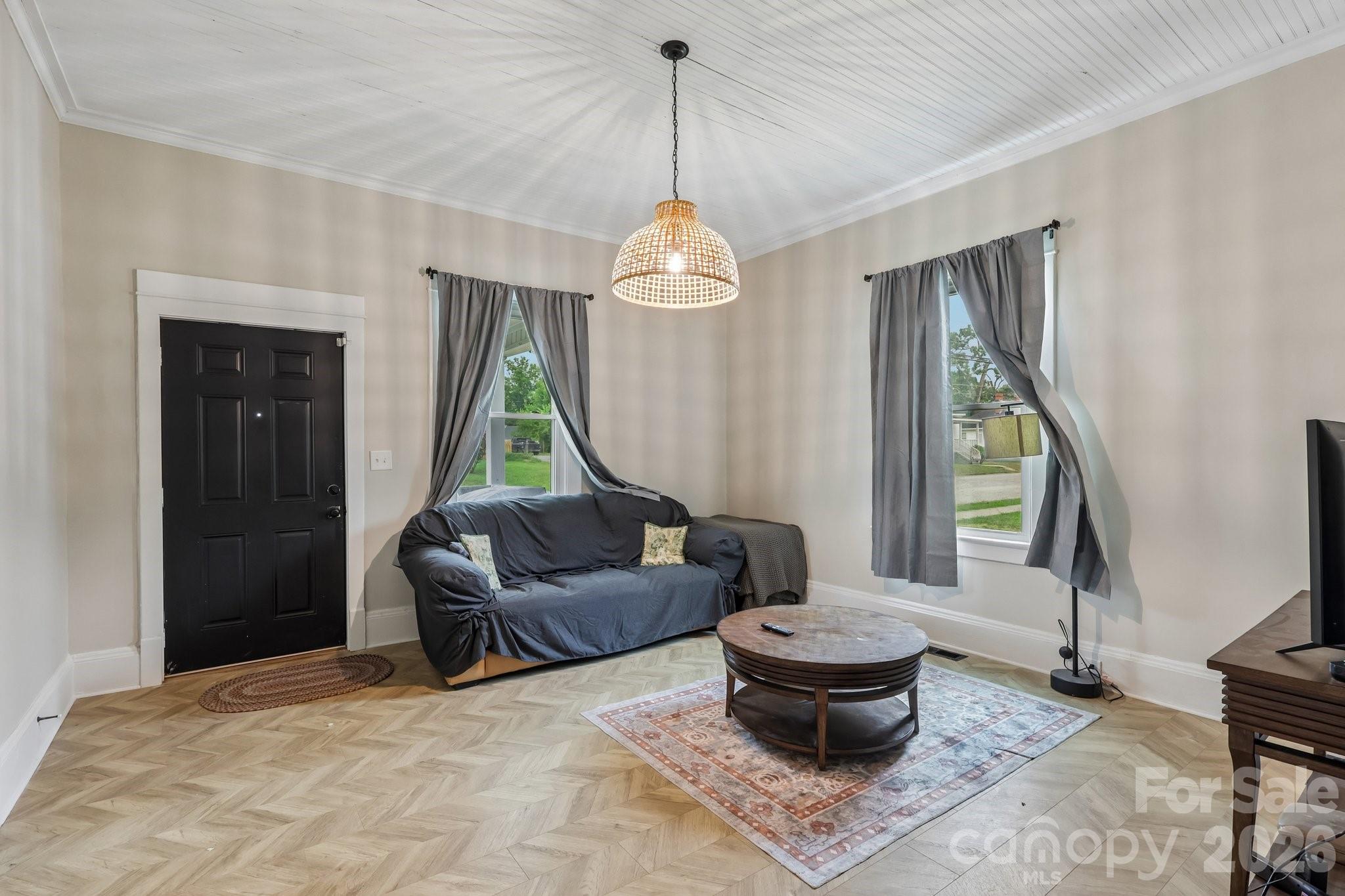 97 Ross Cannon Street Property Photo 4