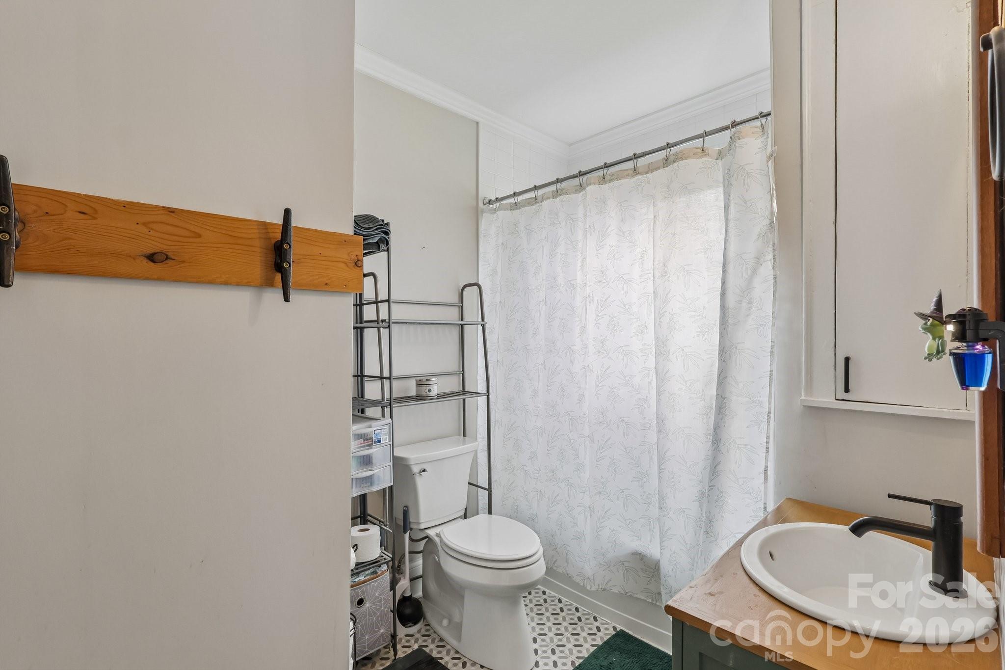 97 Ross Cannon Street Property Photo 11