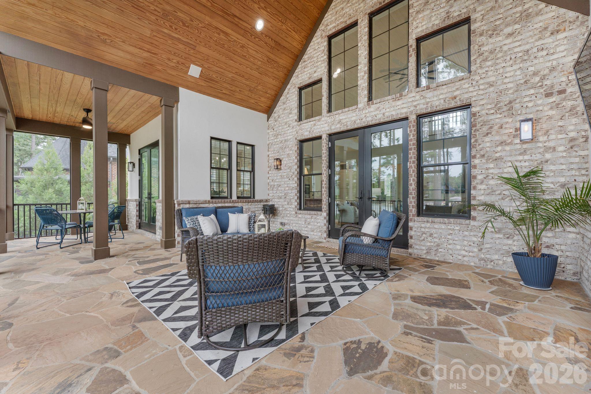 1535 Reflection Pointe Boulevard Property Photo 29