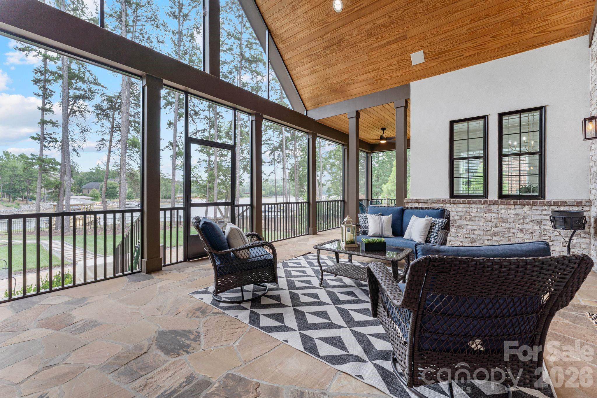 1535 Reflection Pointe Boulevard Property Photo 30