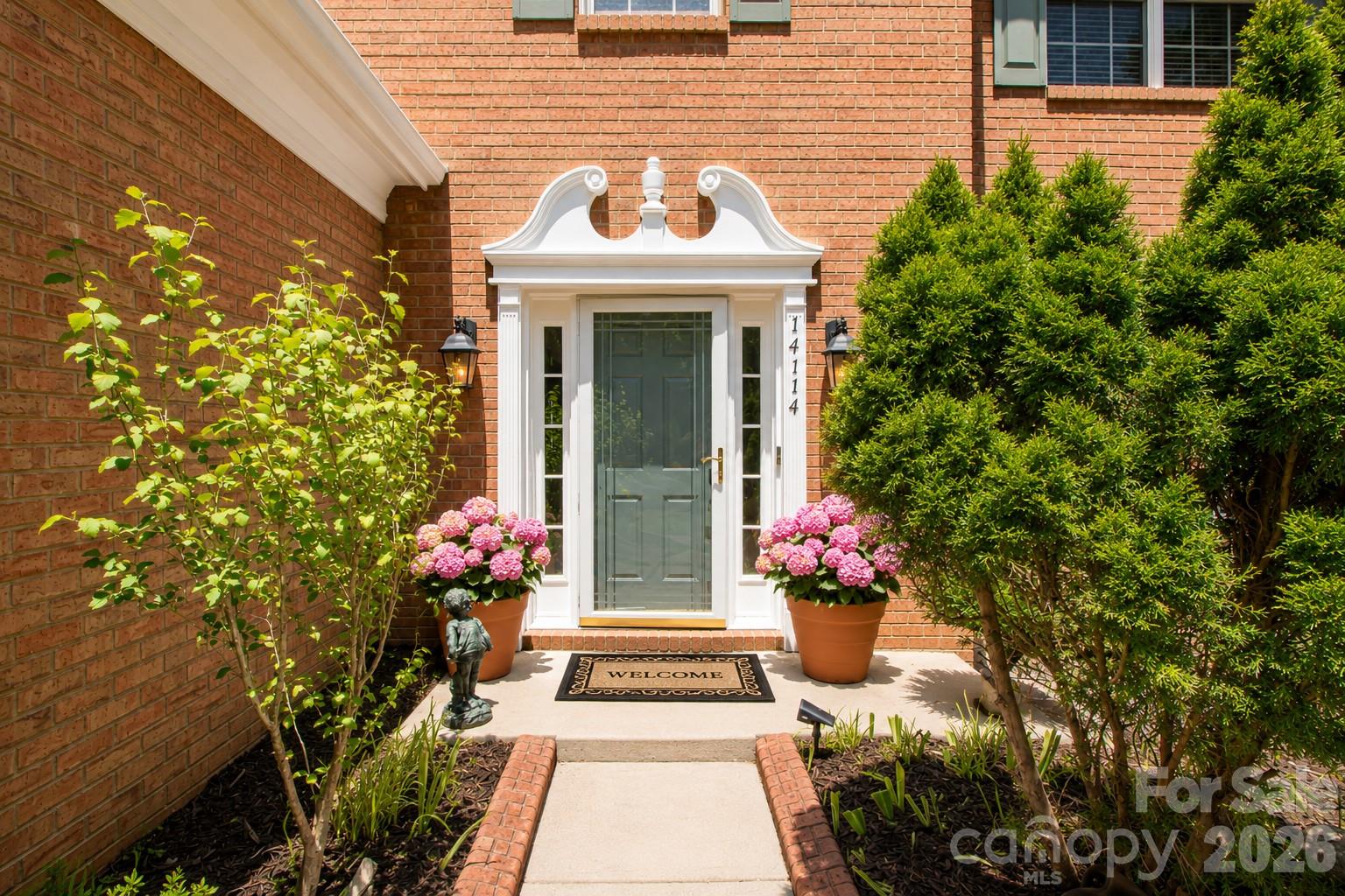 14114 Eldon Drive Property Photo 2