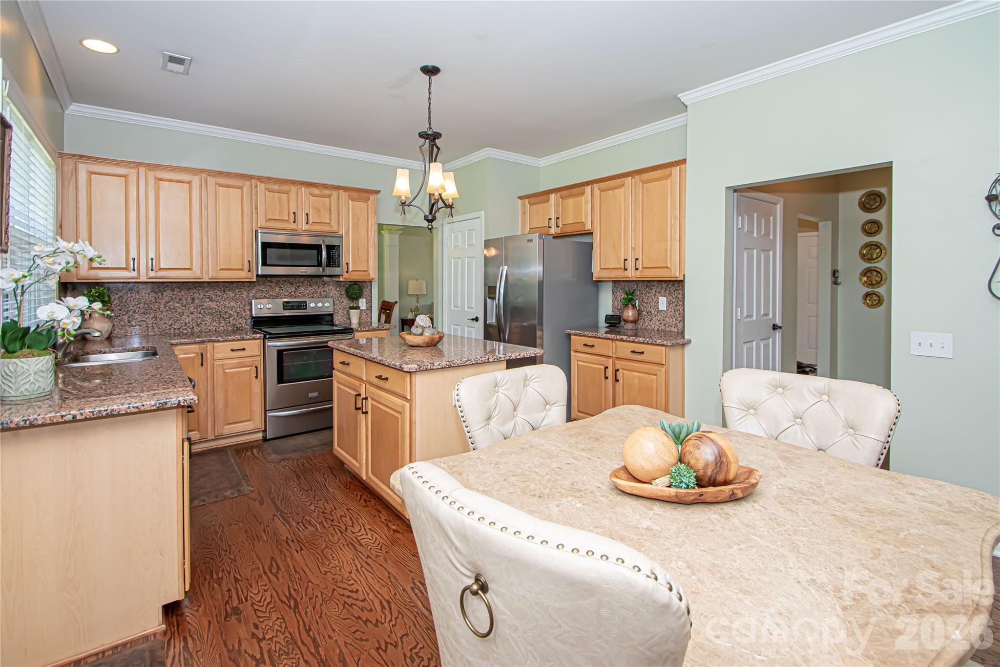 14114 Eldon Drive Property Photo 5