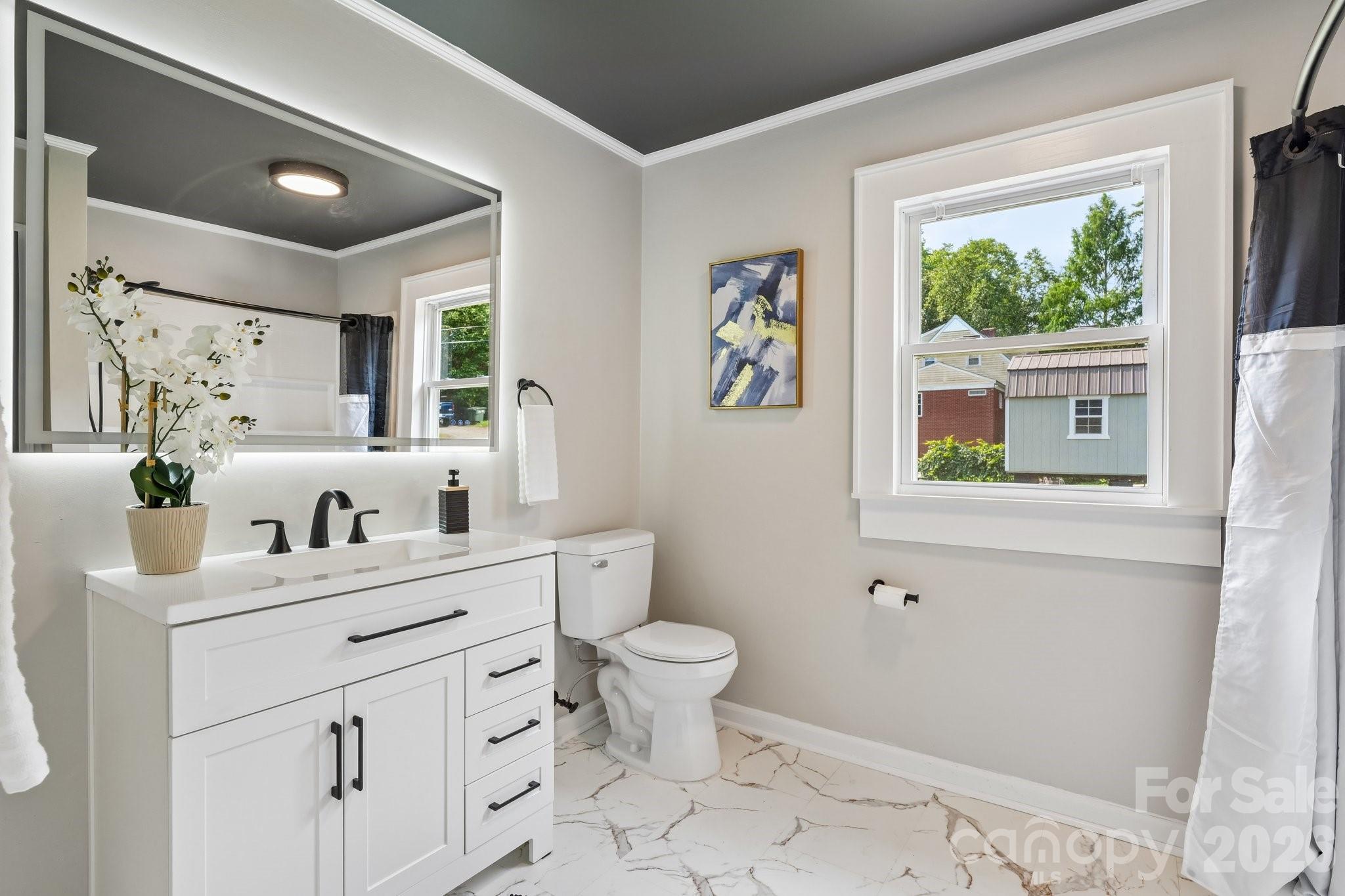 110 N Westover Drive Property Photo 22