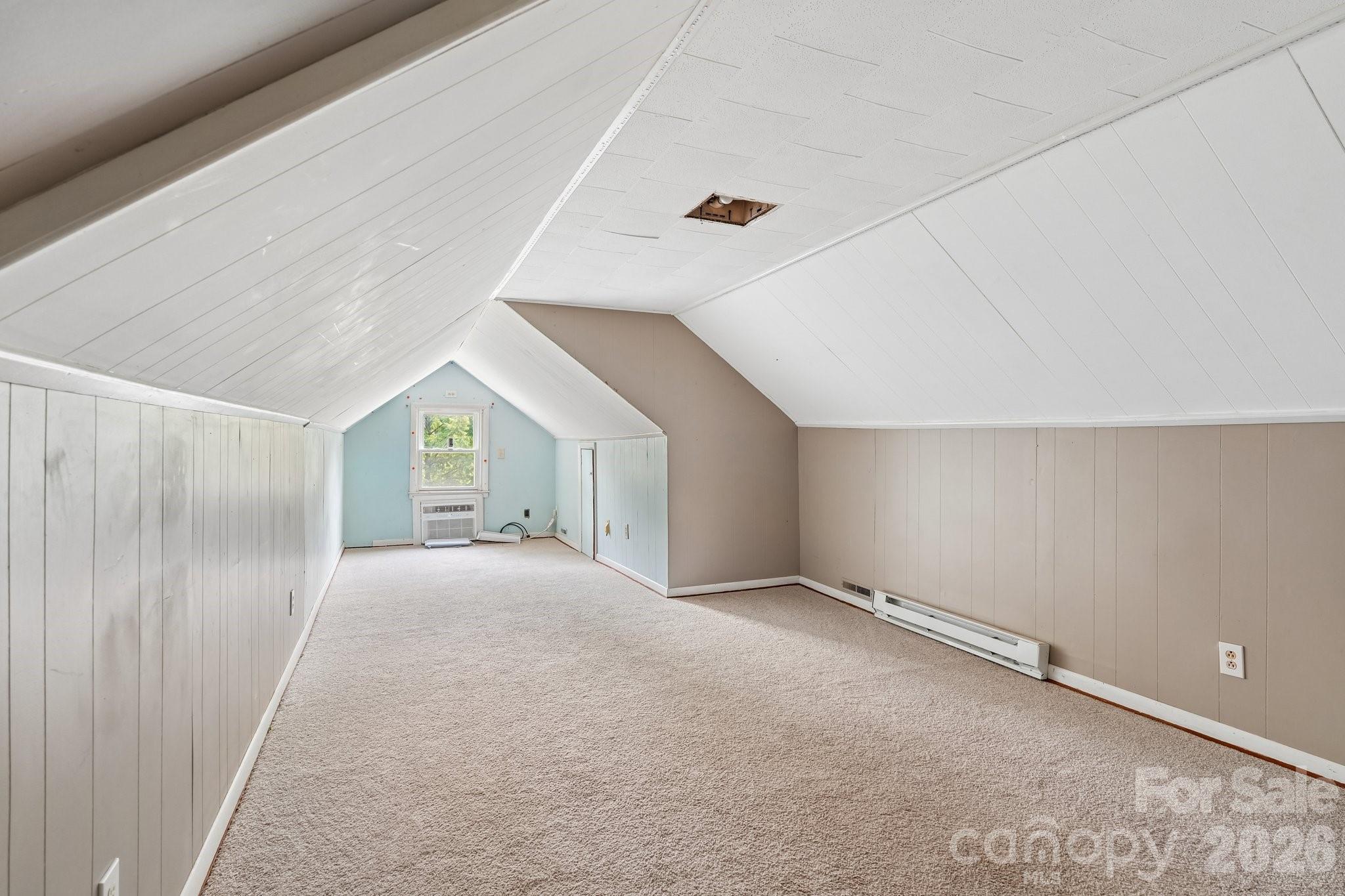 110 N Westover Drive Property Photo 31