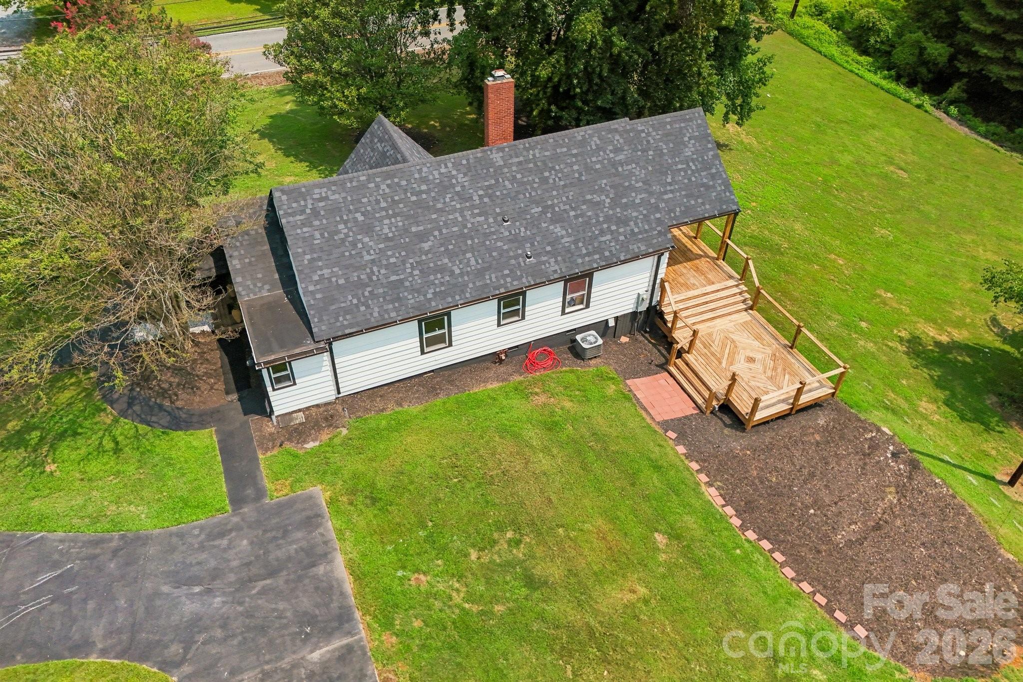 110 N Westover Drive Property Photo 38