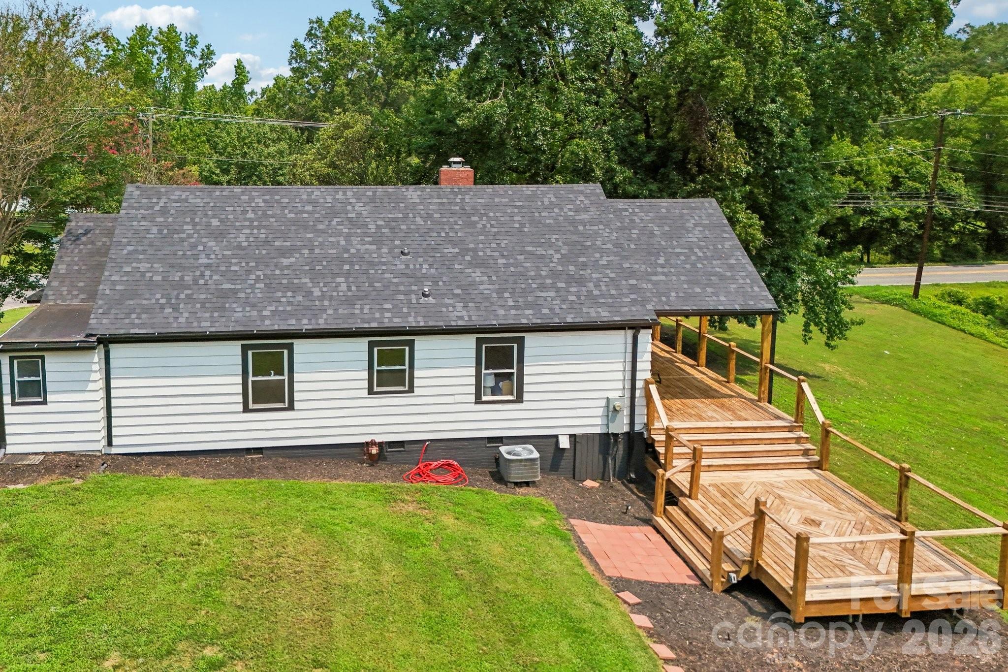 110 N Westover Drive Property Photo 39