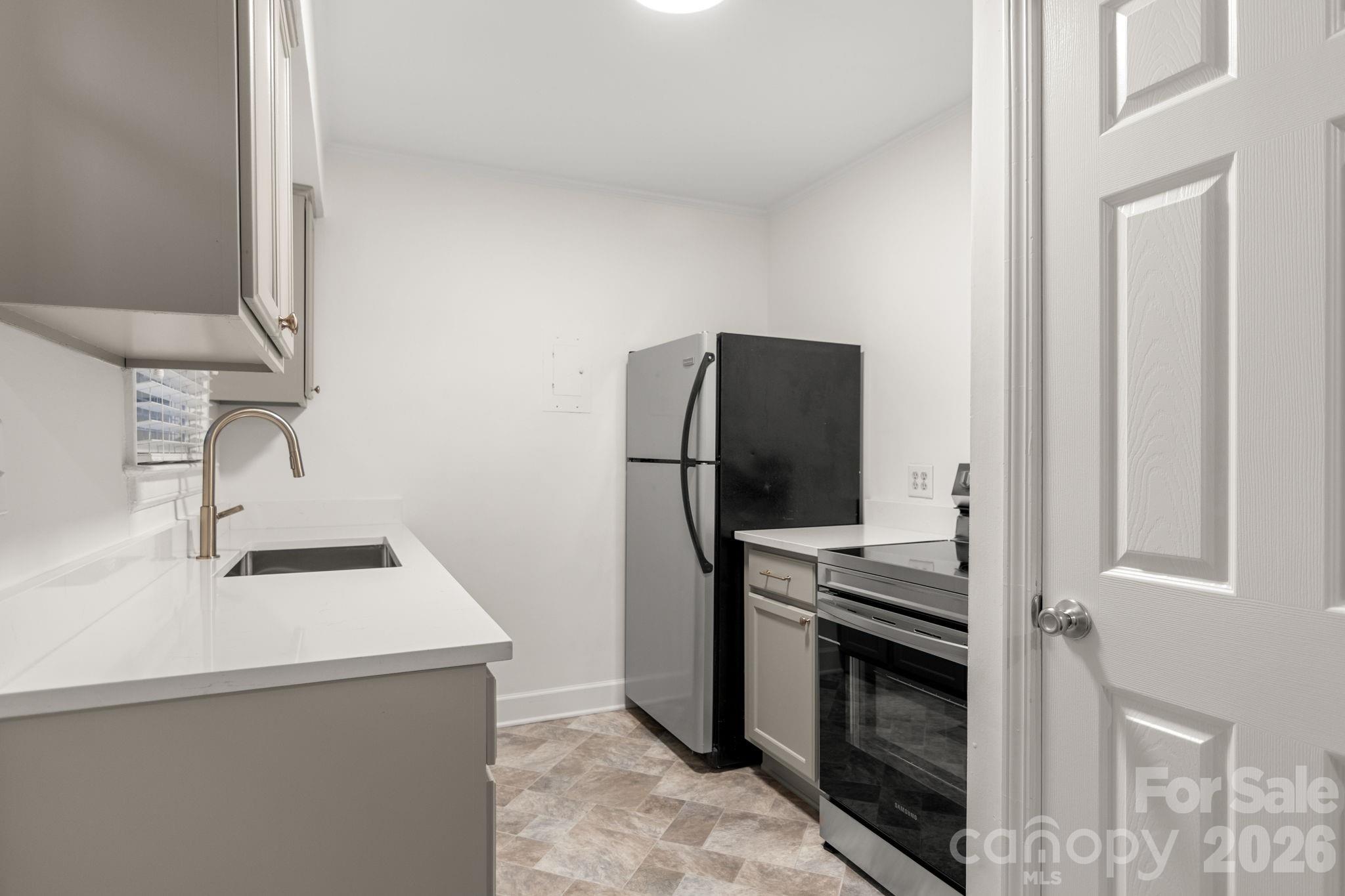 212 Wakefield Drive A Property Photo 11