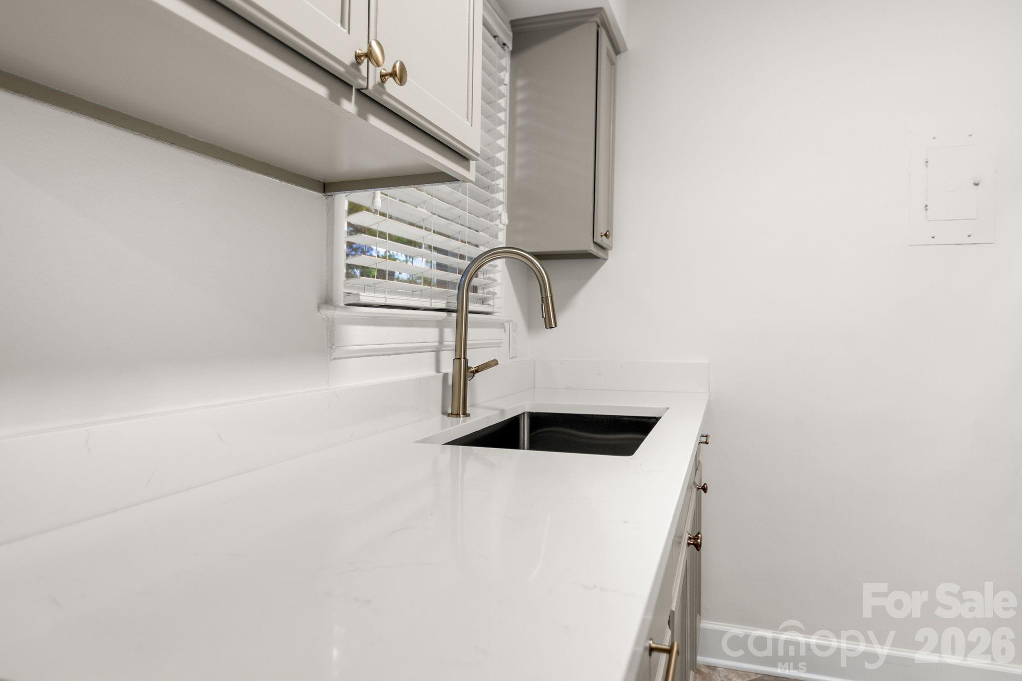 212 Wakefield Drive A Property Photo 12