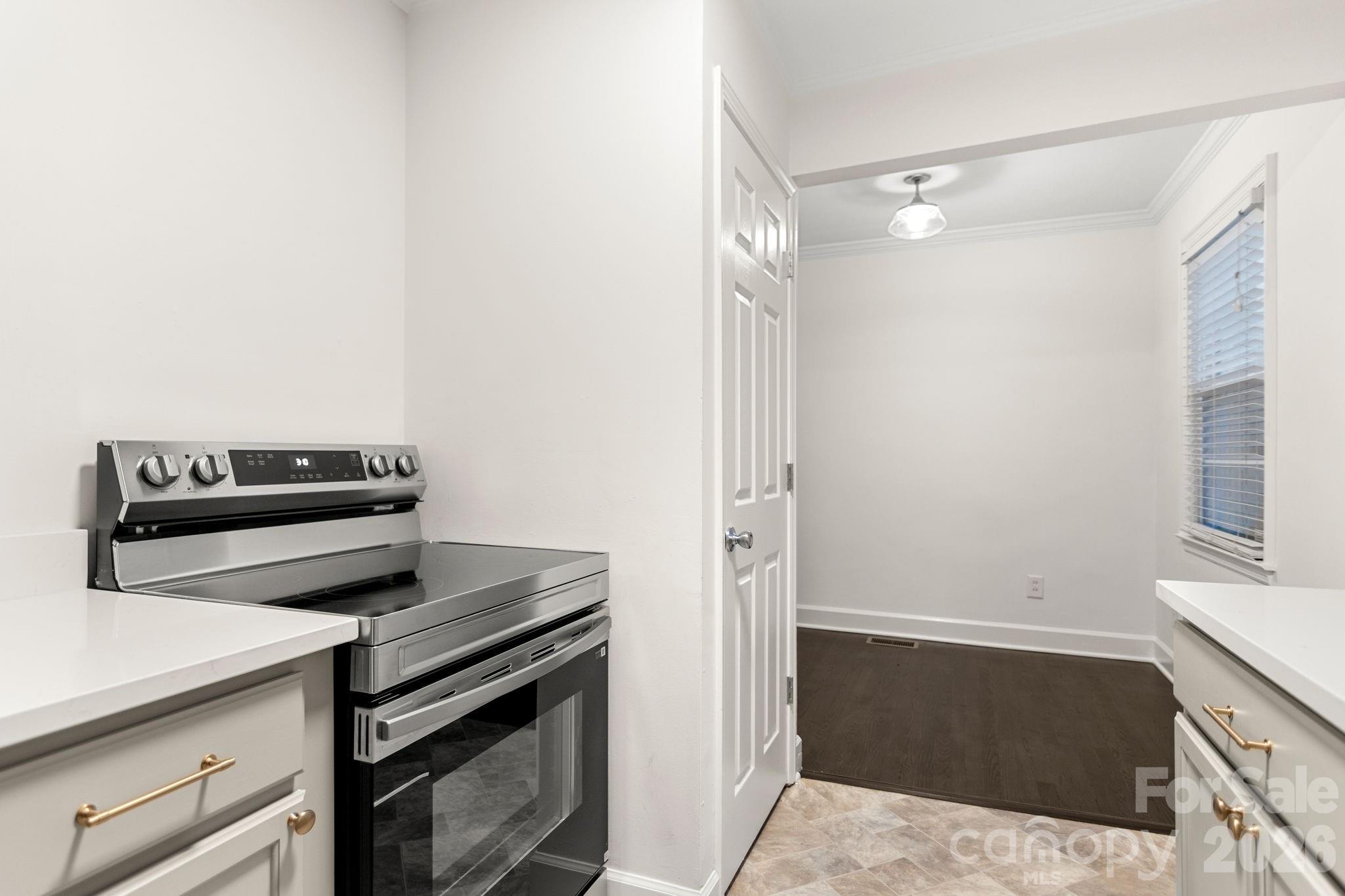 212 Wakefield Drive A Property Photo 13