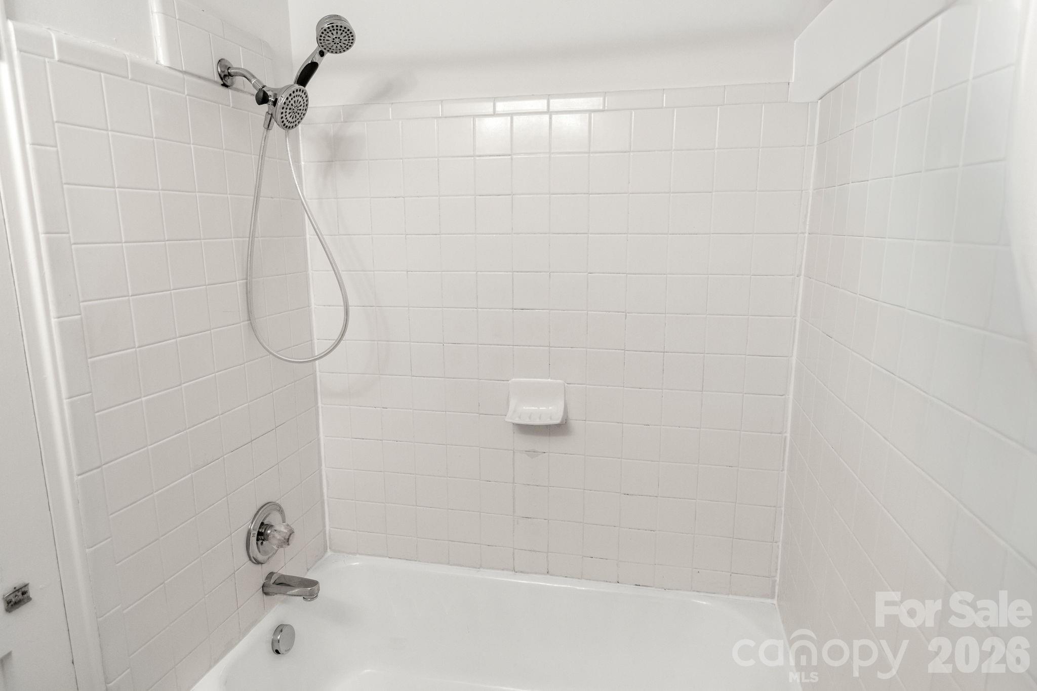 212 Wakefield Drive A Property Photo 28
