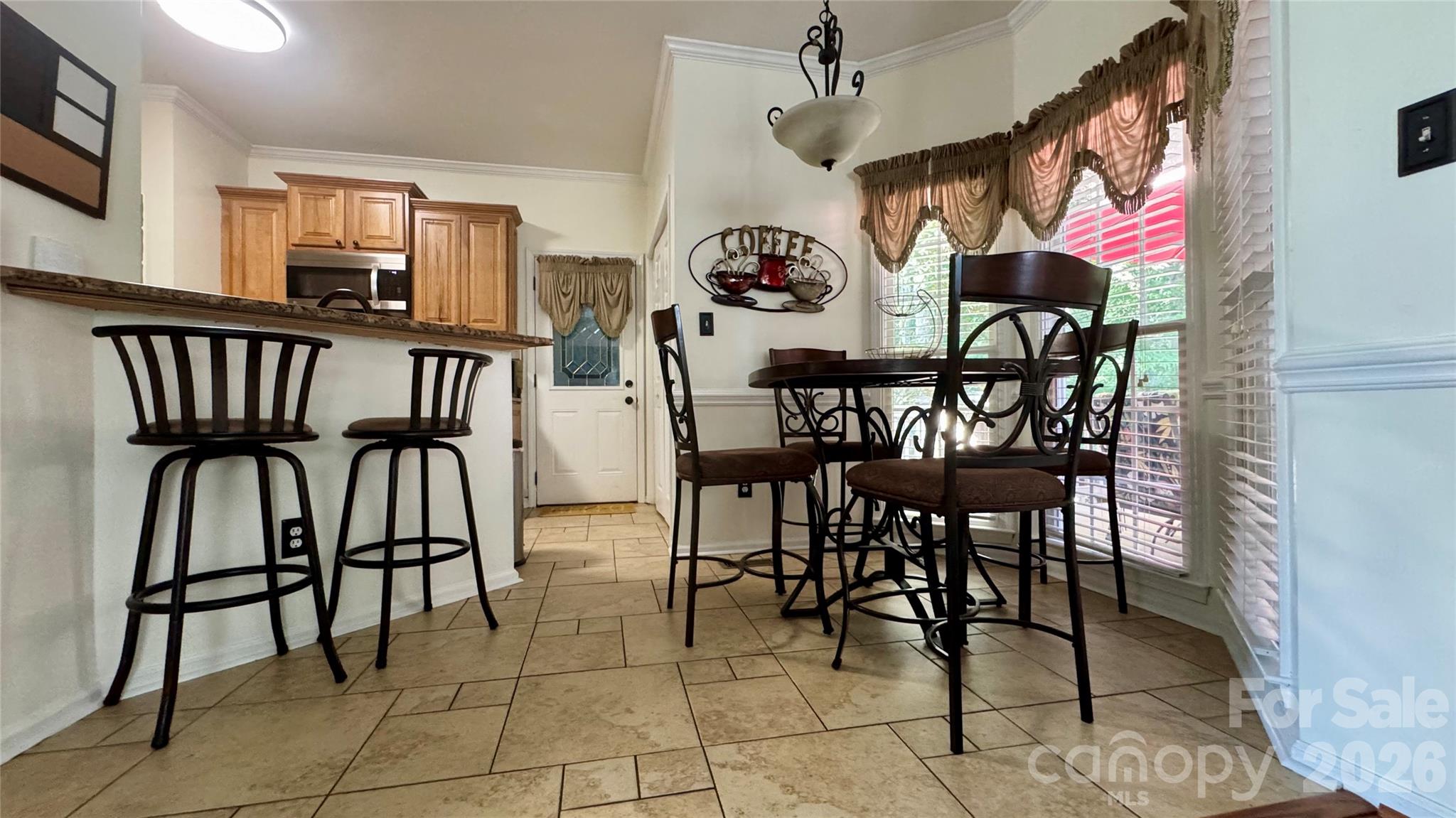 3775 Kennedy Road Property Photo 7