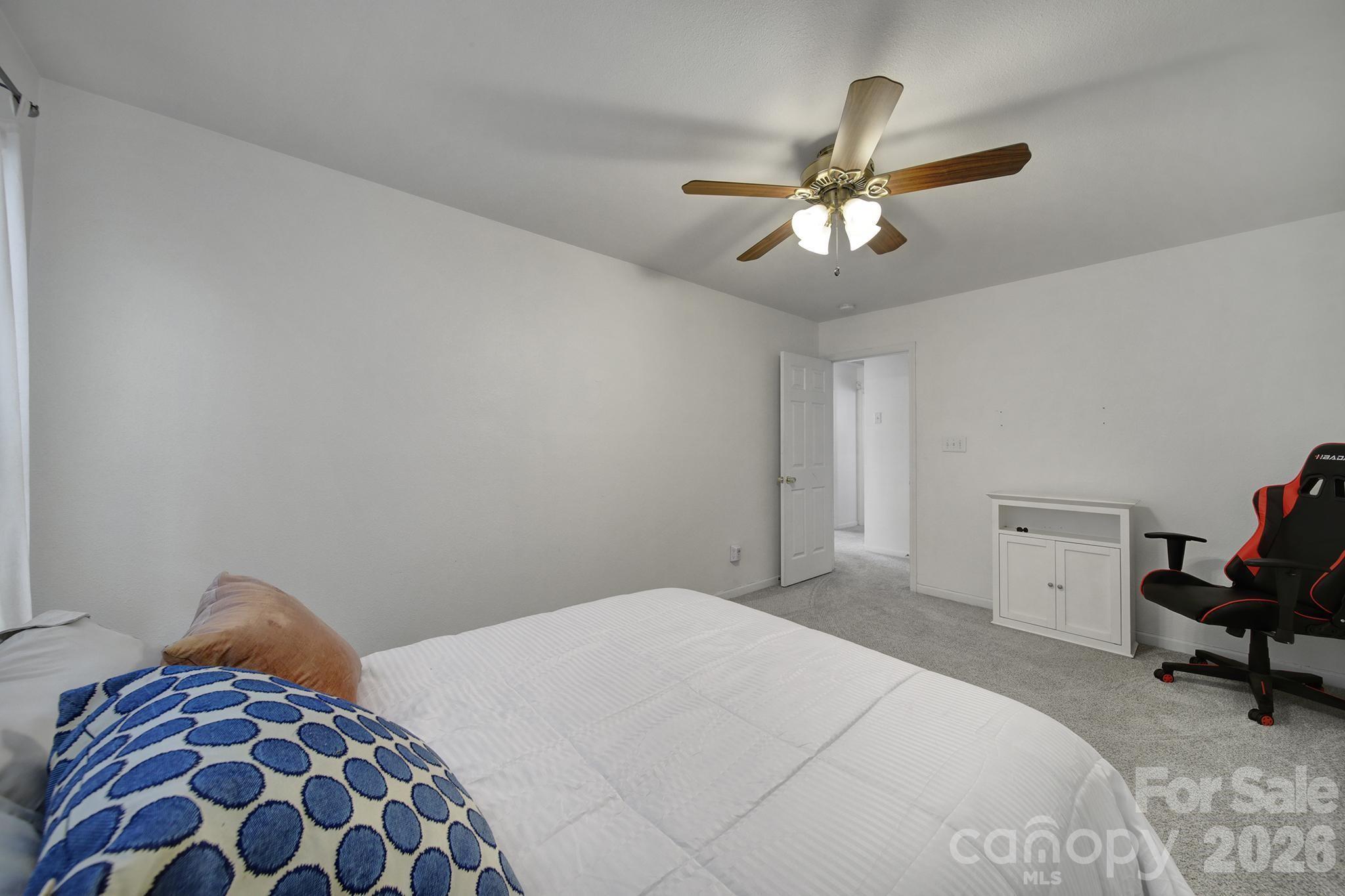 4041 Abbotsbury Drive Property Photo 23