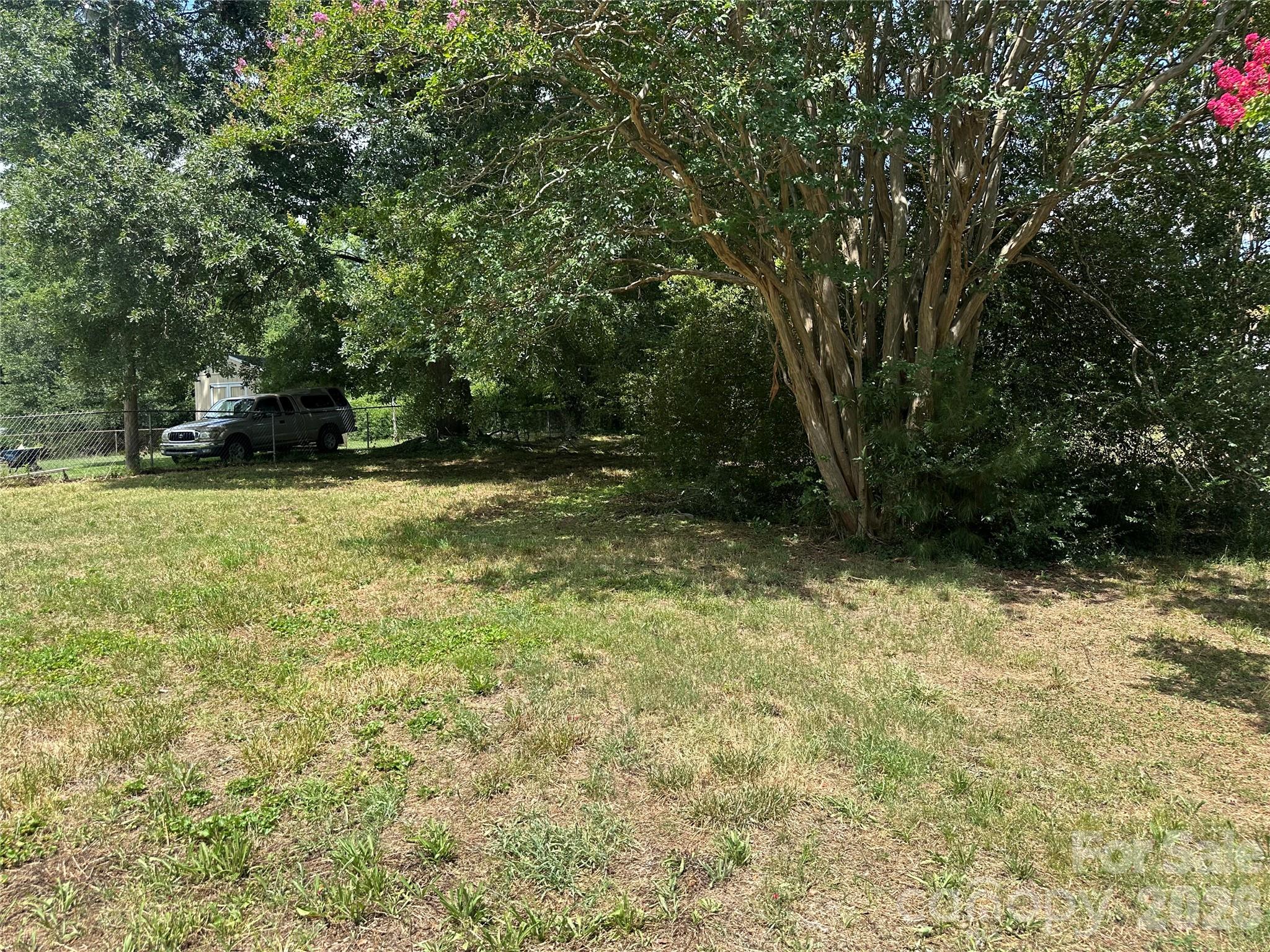 1032 Plymouth Street Property Photo 5
