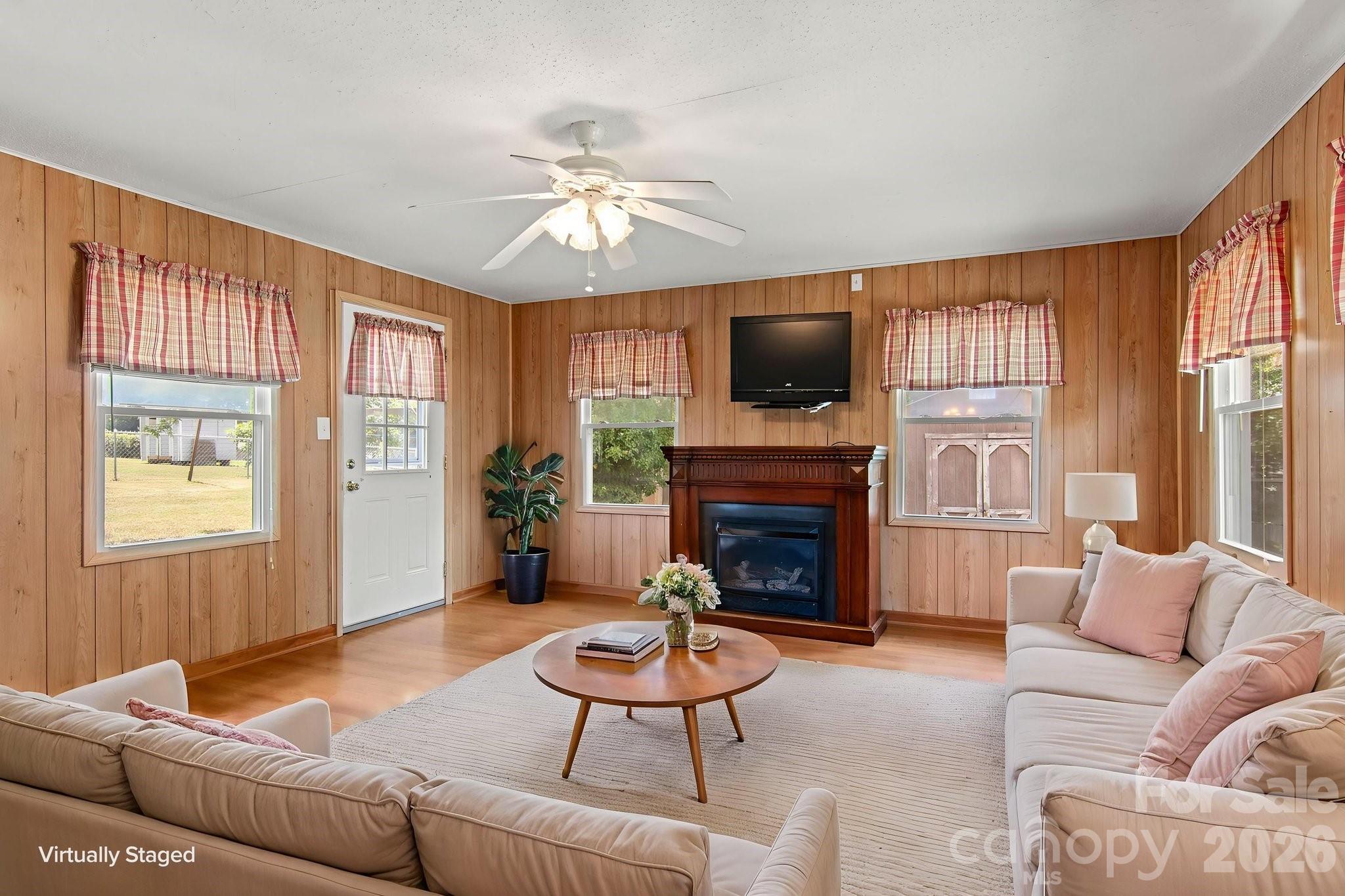307 Somerset Drive Property Photo 16