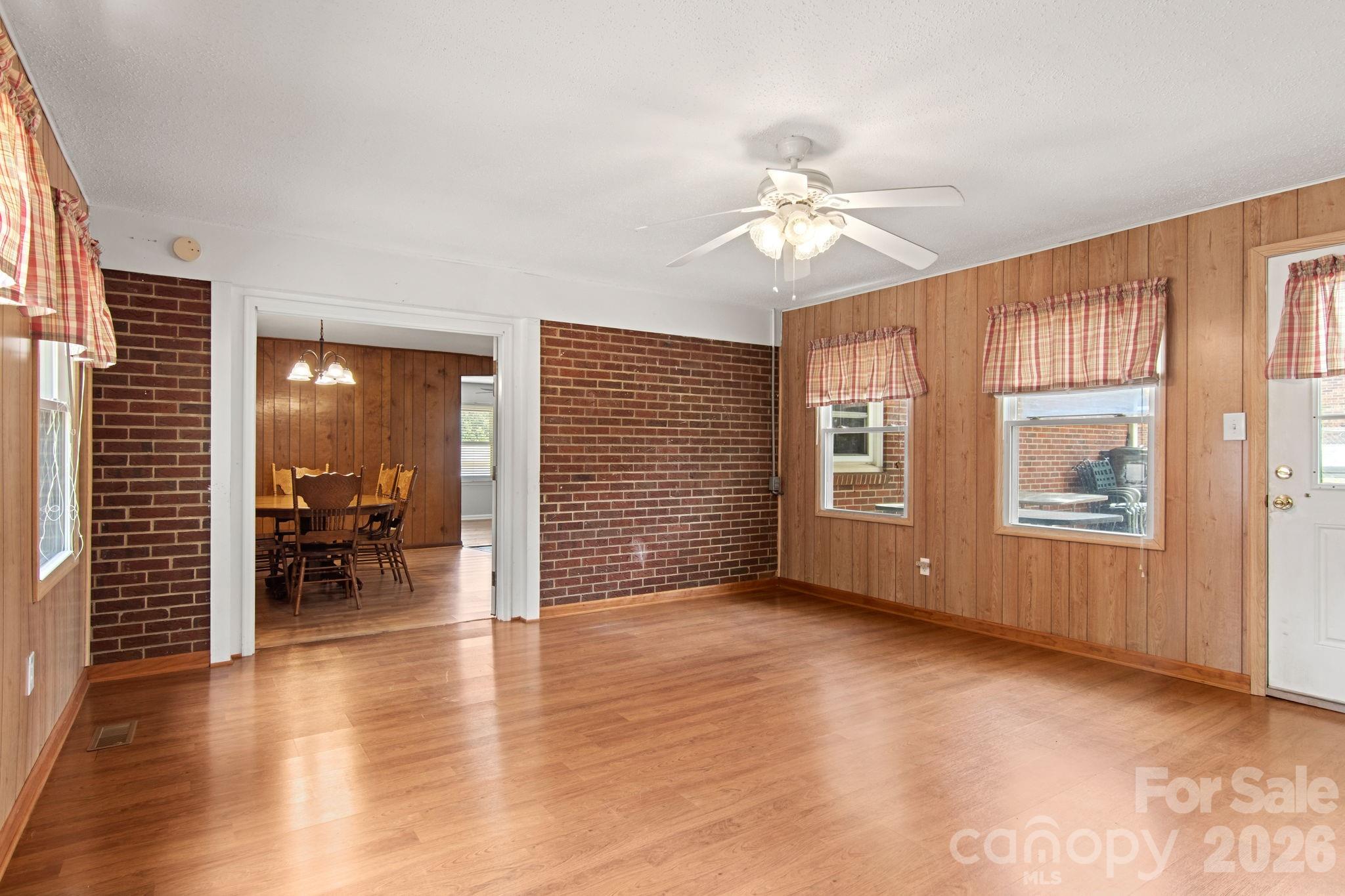 307 Somerset Drive Property Photo 19
