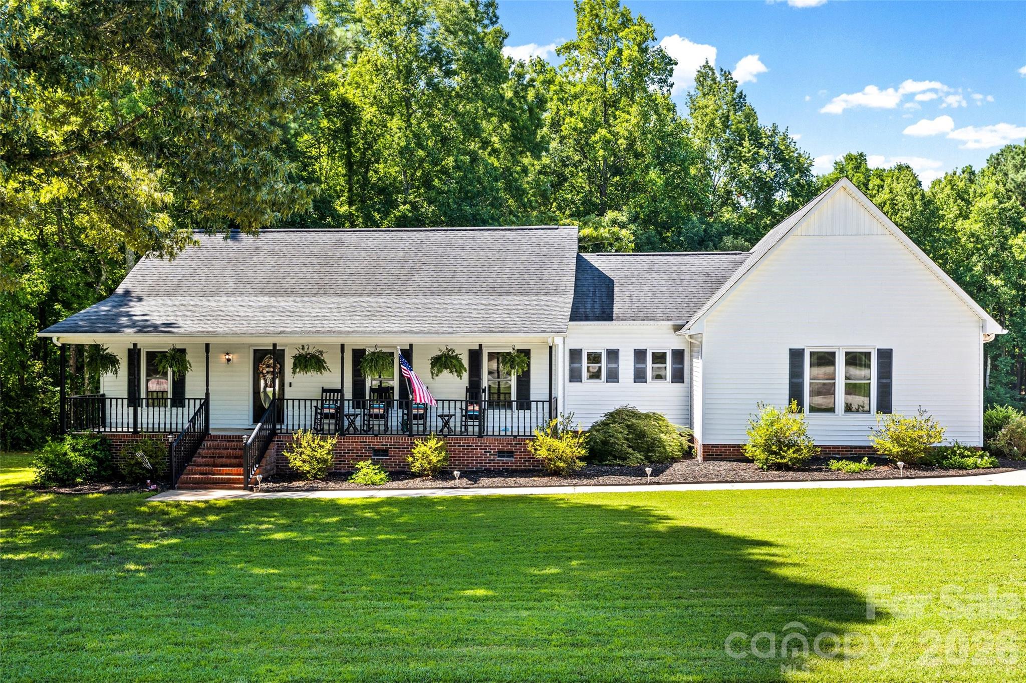 143 Old Limestone Road Property Photo 1