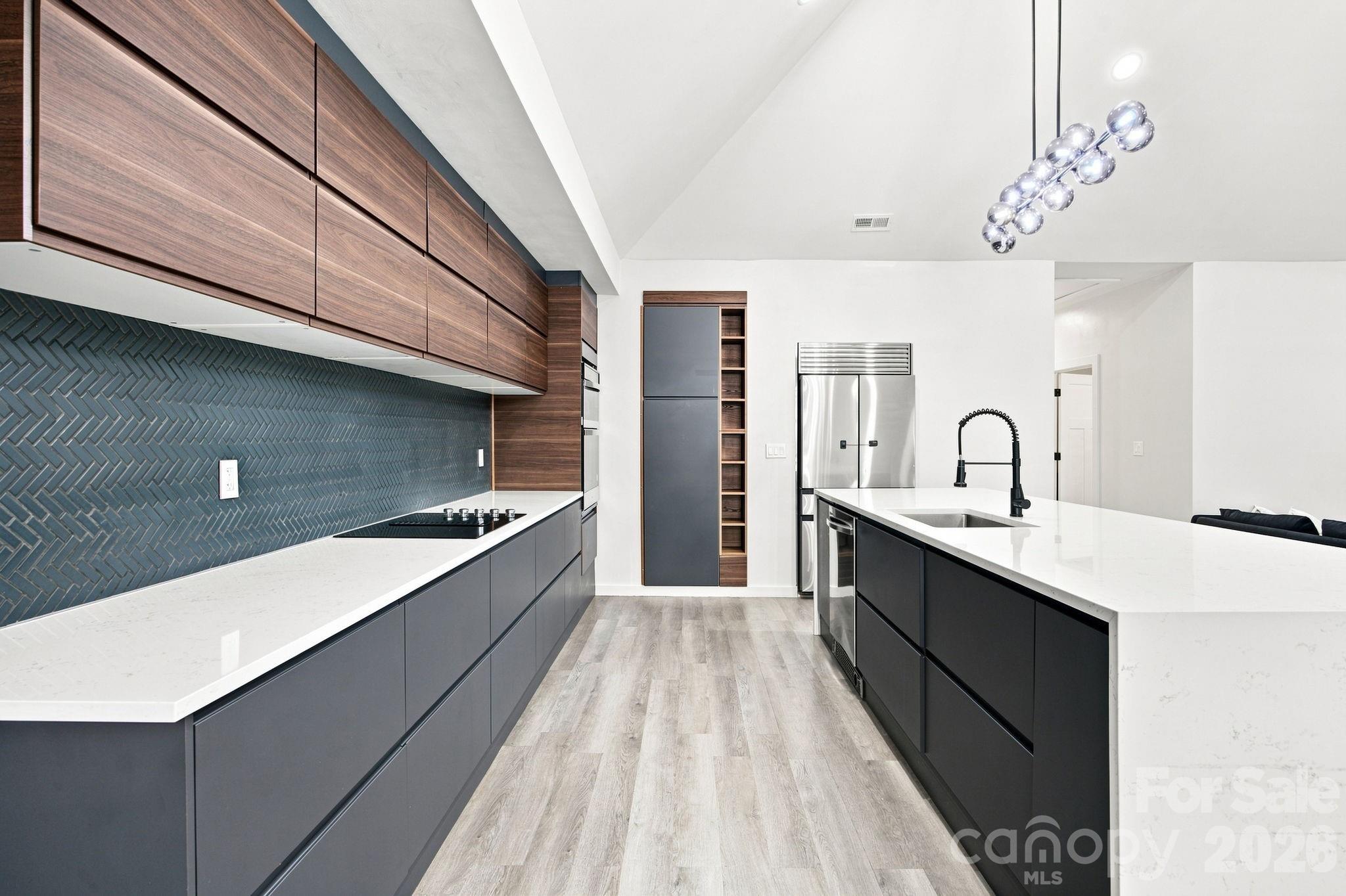 314 Oak Knoll Property Photo 10