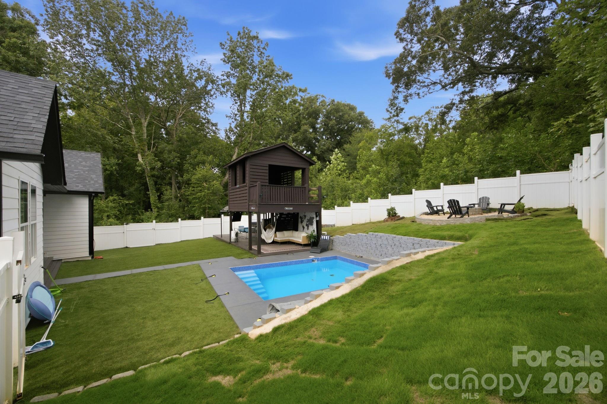 314 Oak Knoll Property Photo 32