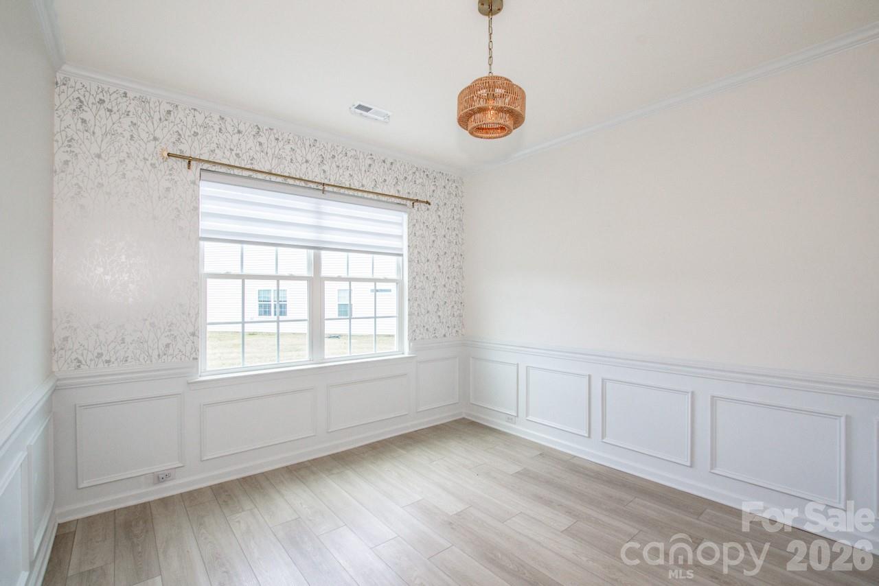 5623 Newton Way Property Photo 16