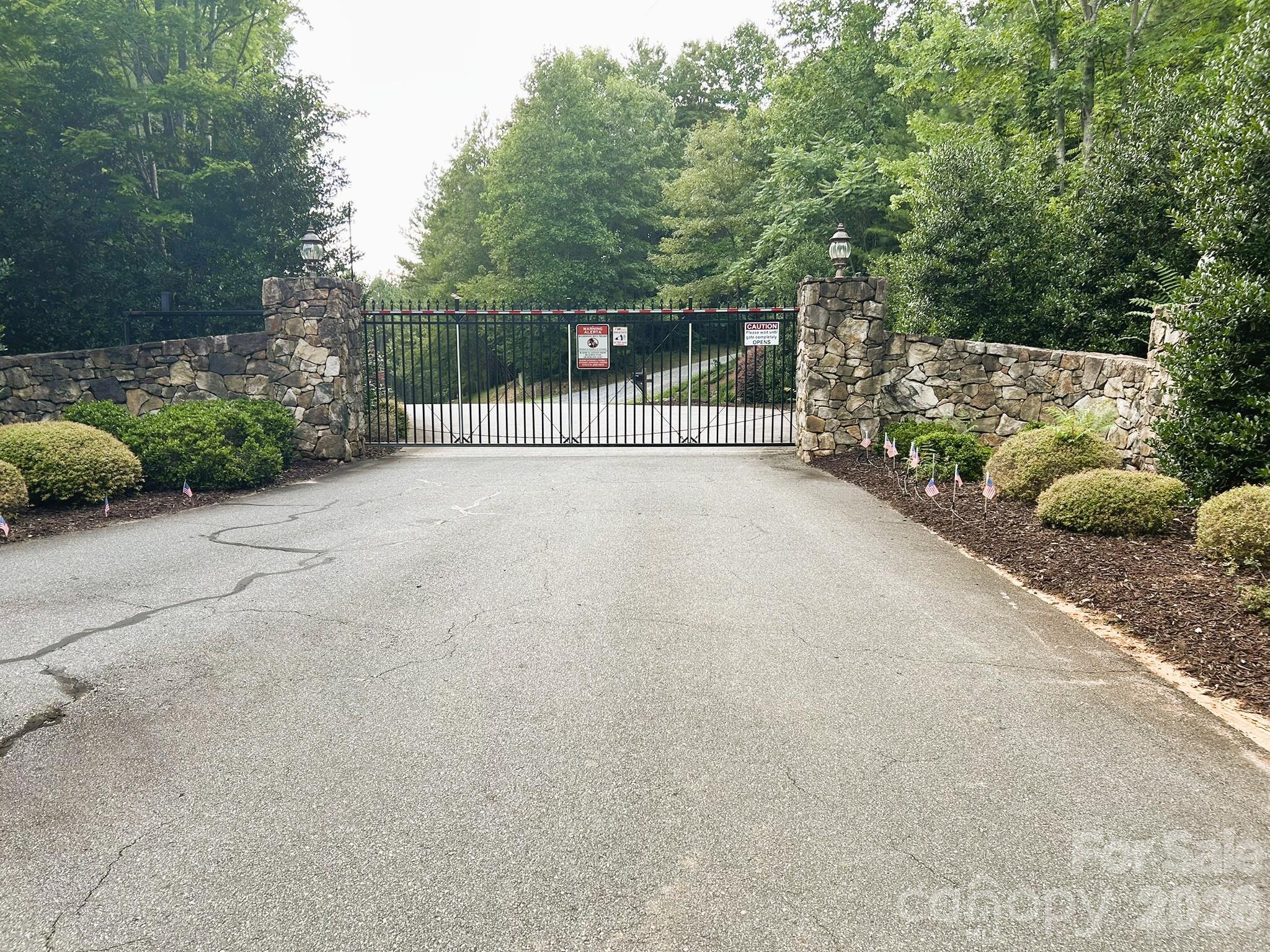 00 Bitteroot Circle 302 Property Photo 14