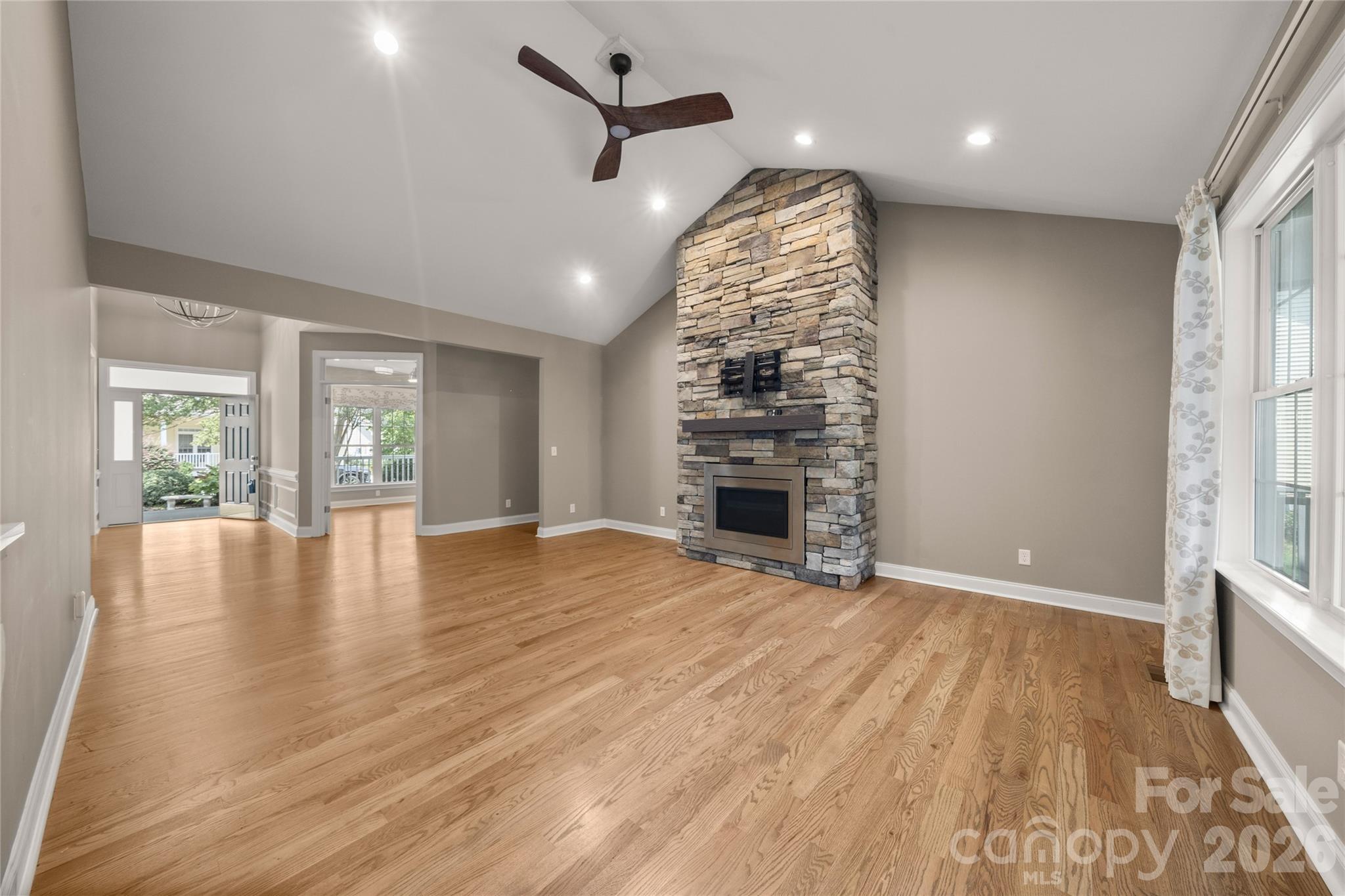 14 Waterbury Court Property Photo 12
