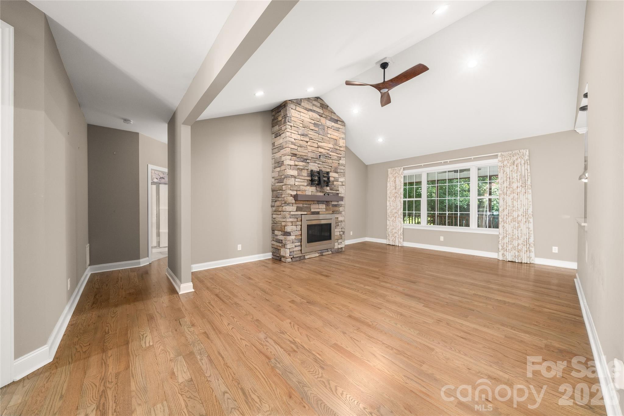 14 Waterbury Court Property Photo 14