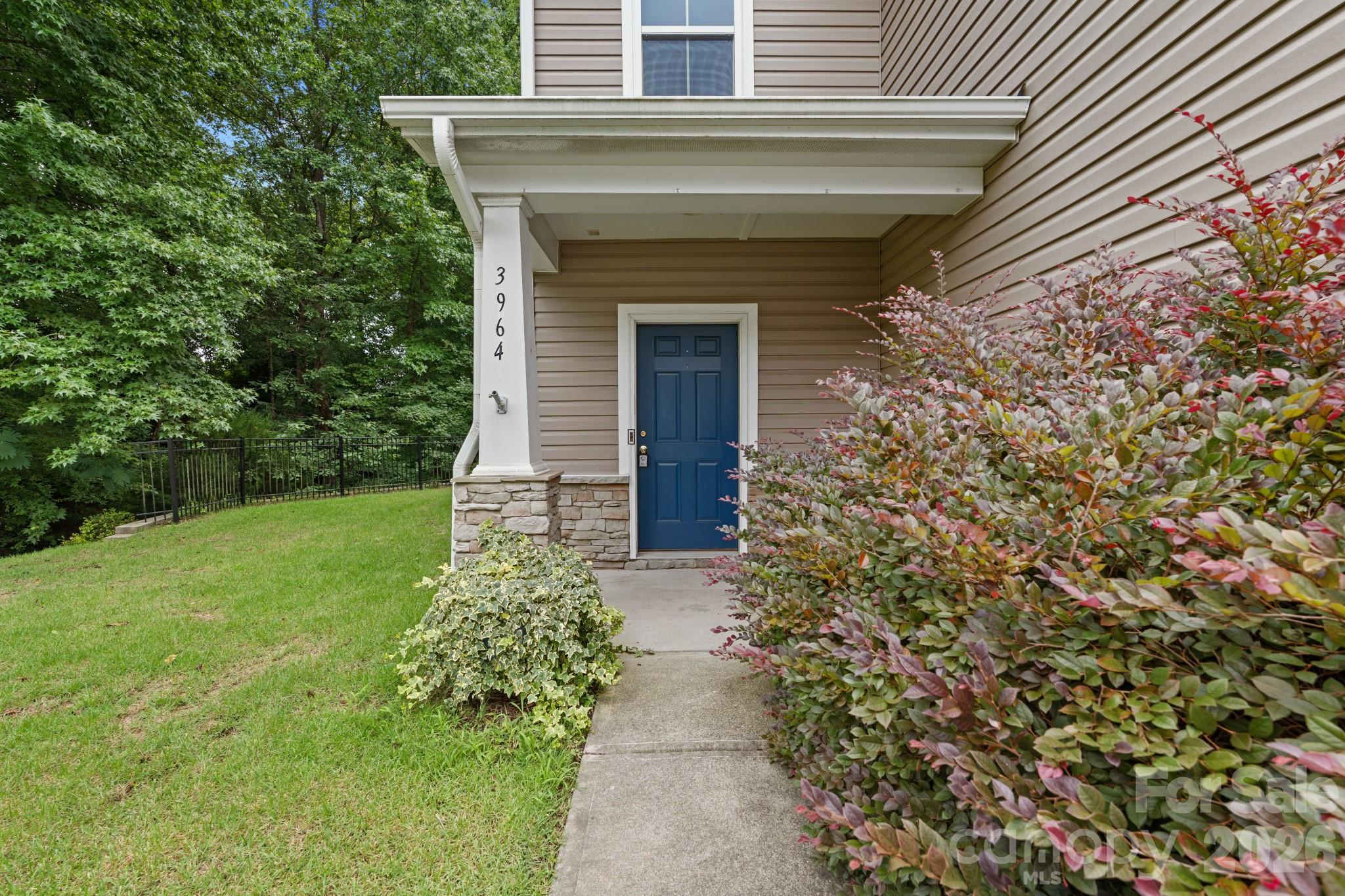 3964 White Kestrel Drive Property Photo 4