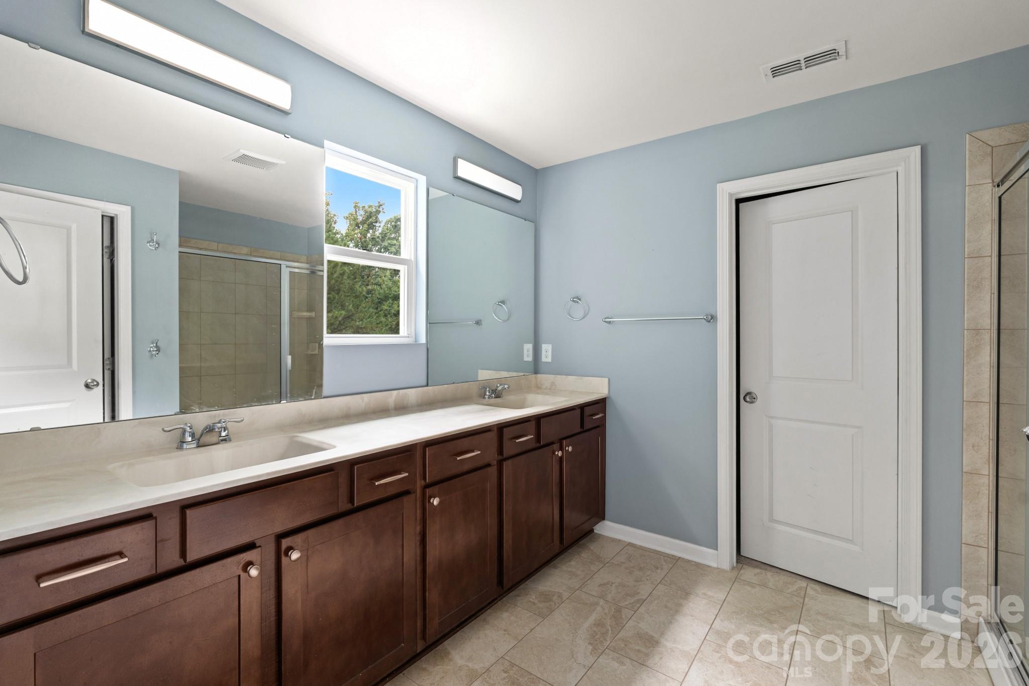 3964 White Kestrel Drive Property Photo 28