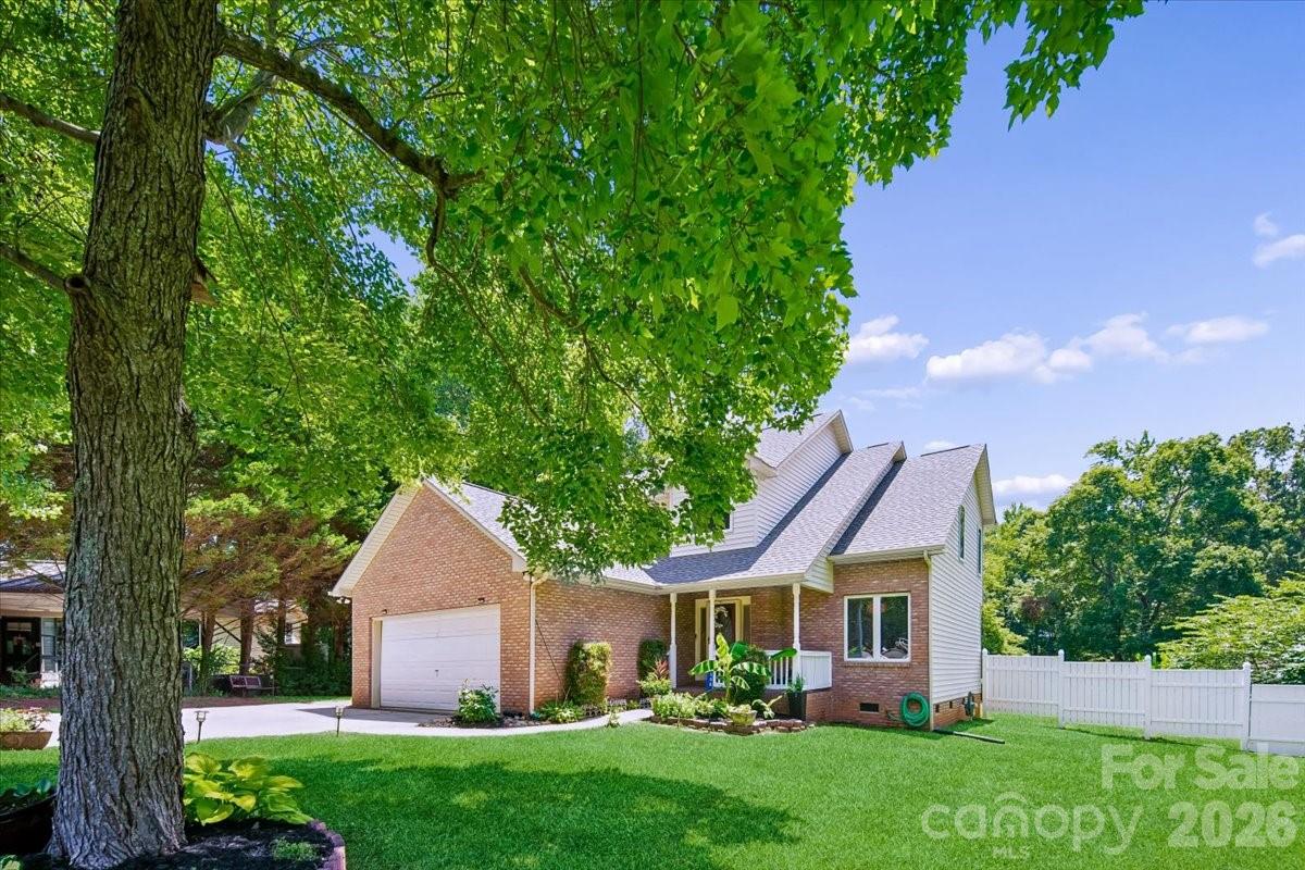 508 Watergate Circle Property Photo 2