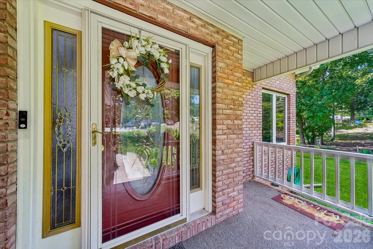 508 Watergate Circle Property Photo 5