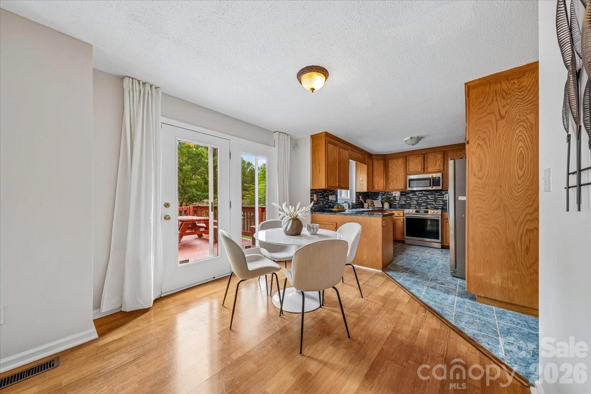 508 Watergate Circle Property Photo 14