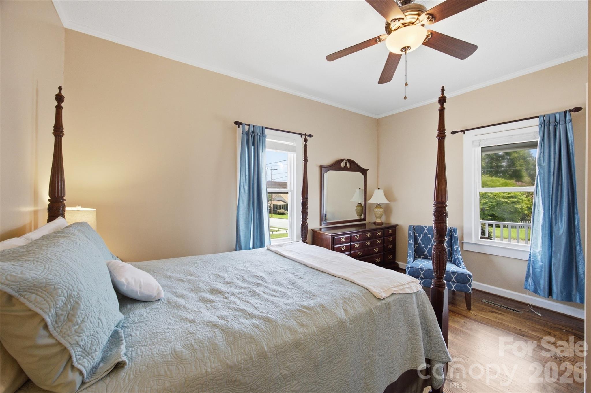 114 York Avenue Property Photo 11