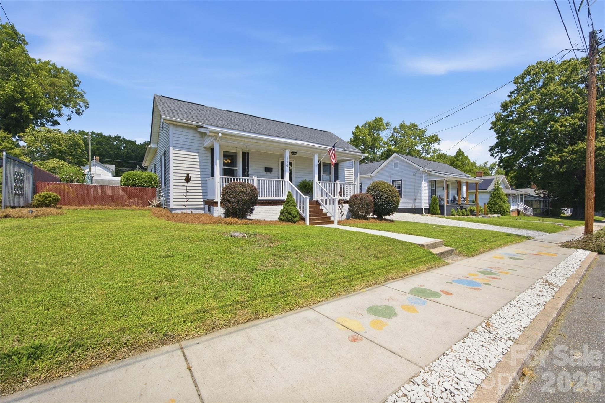 114 York Avenue Property Photo 44