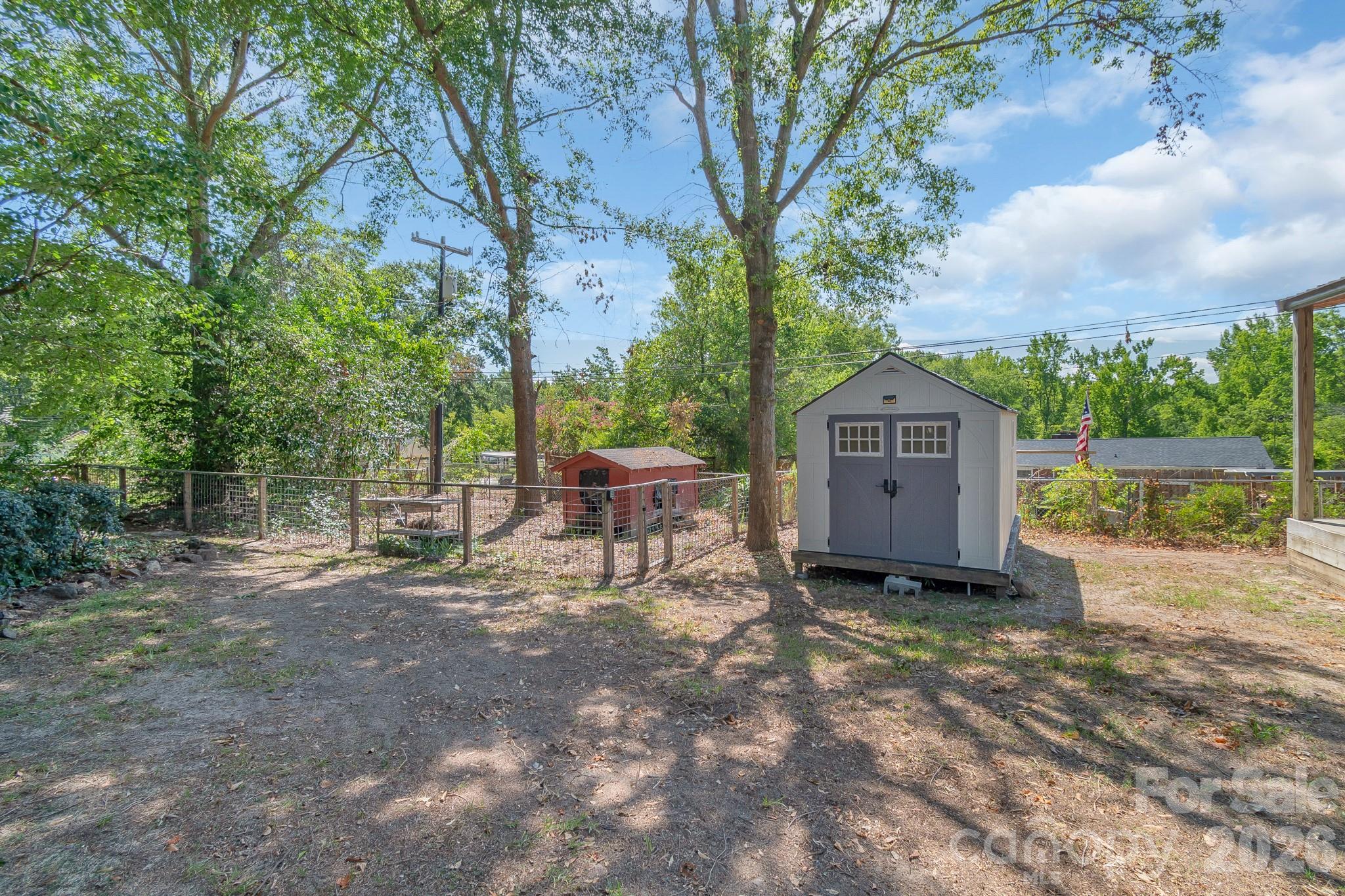207 Park Drive Property Photo 4
