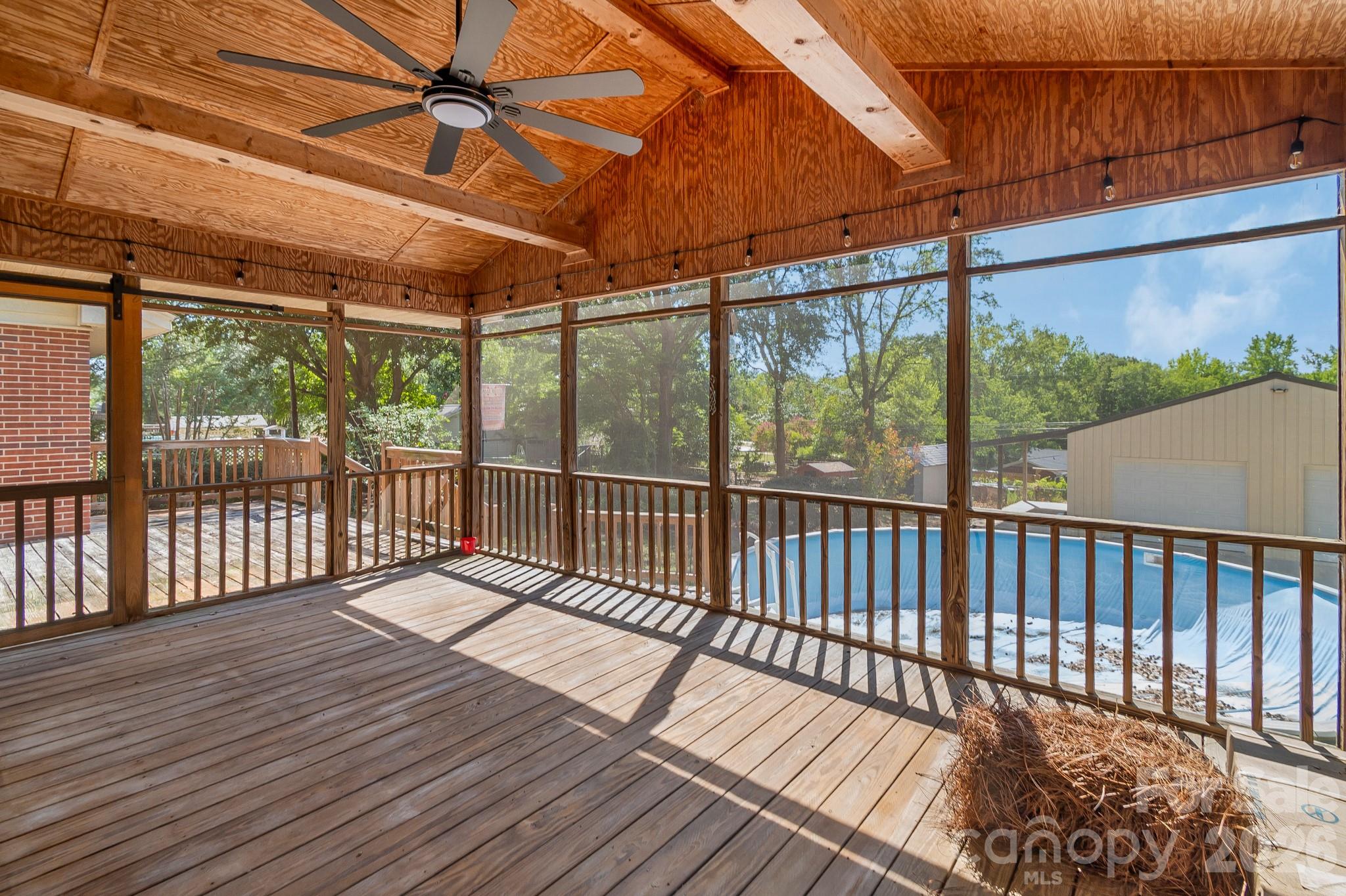207 Park Drive Property Photo 18