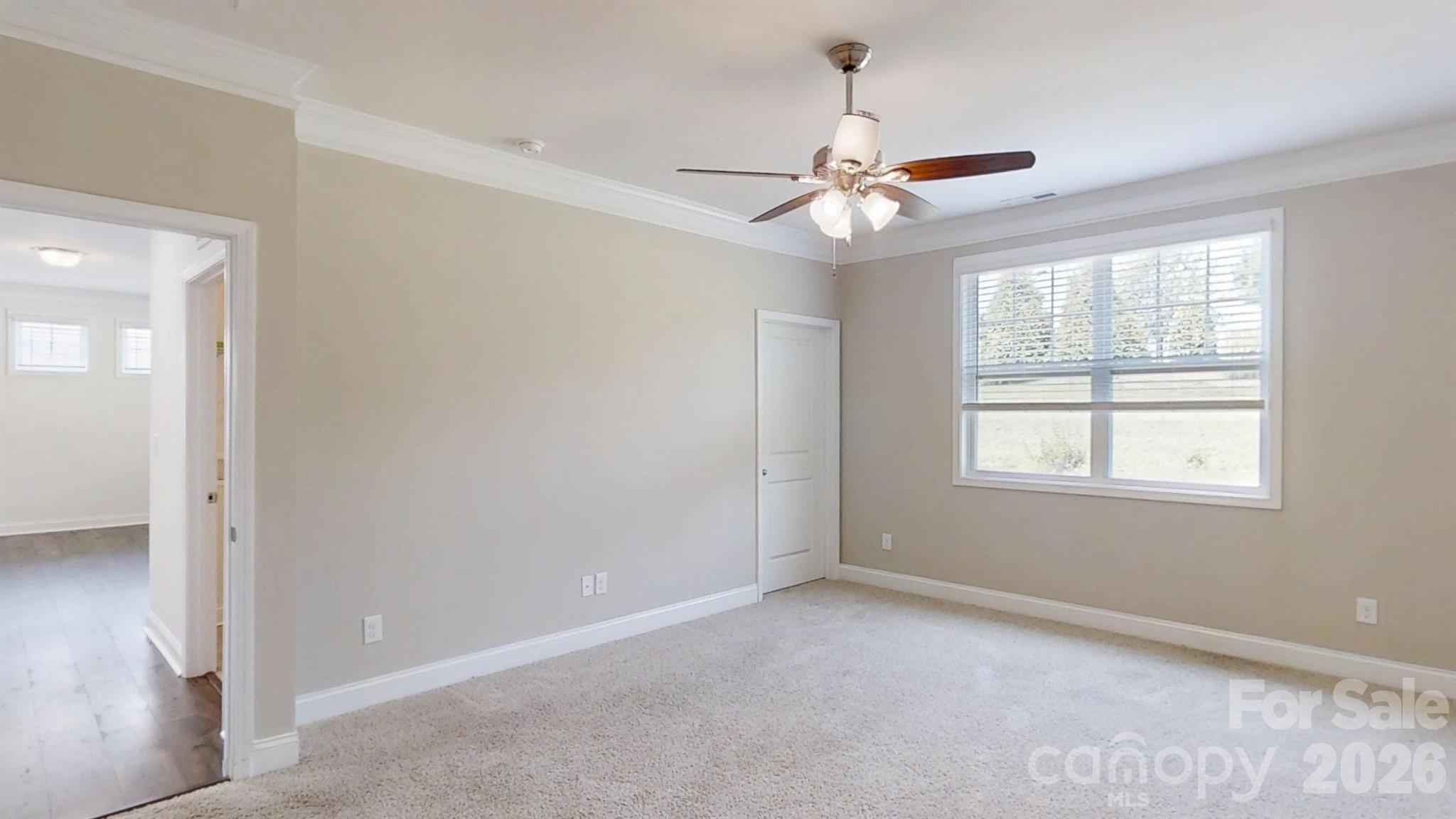 386 Secretariat Drive Property Photo 14