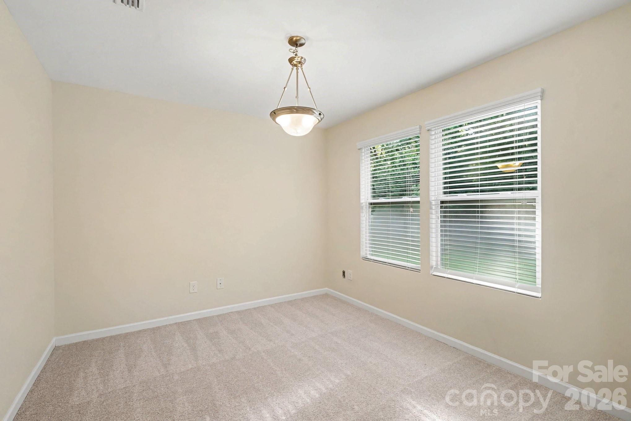 1118 Manston Place Property Photo 12