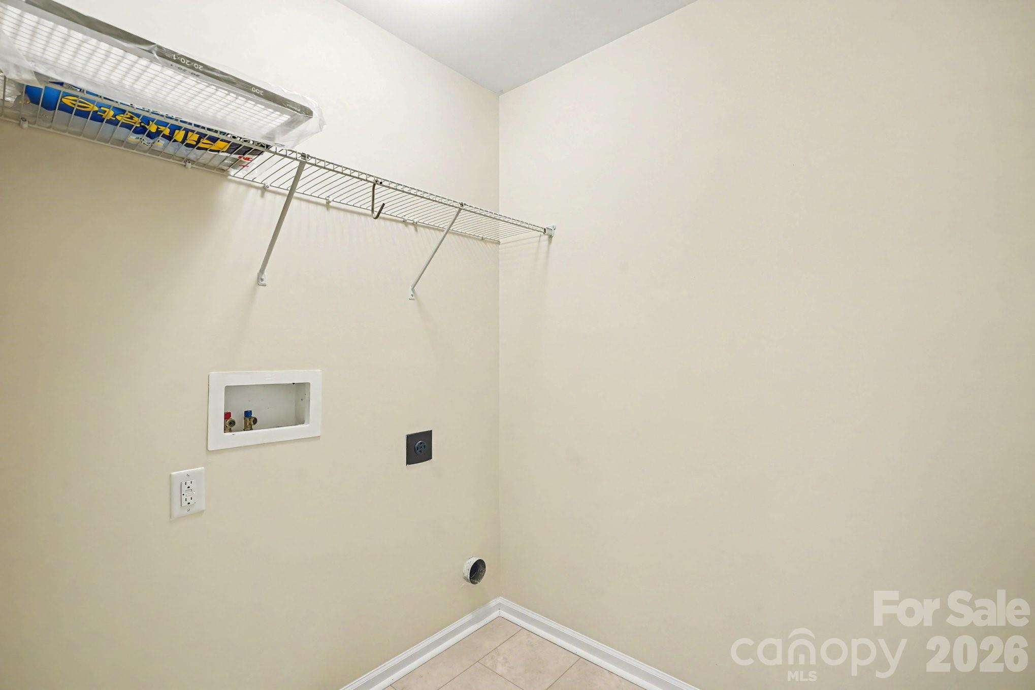 1118 Manston Place Property Photo 14
