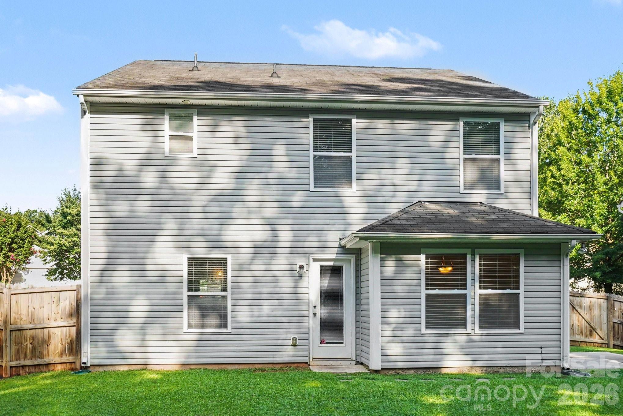 1118 Manston Place Property Photo 15