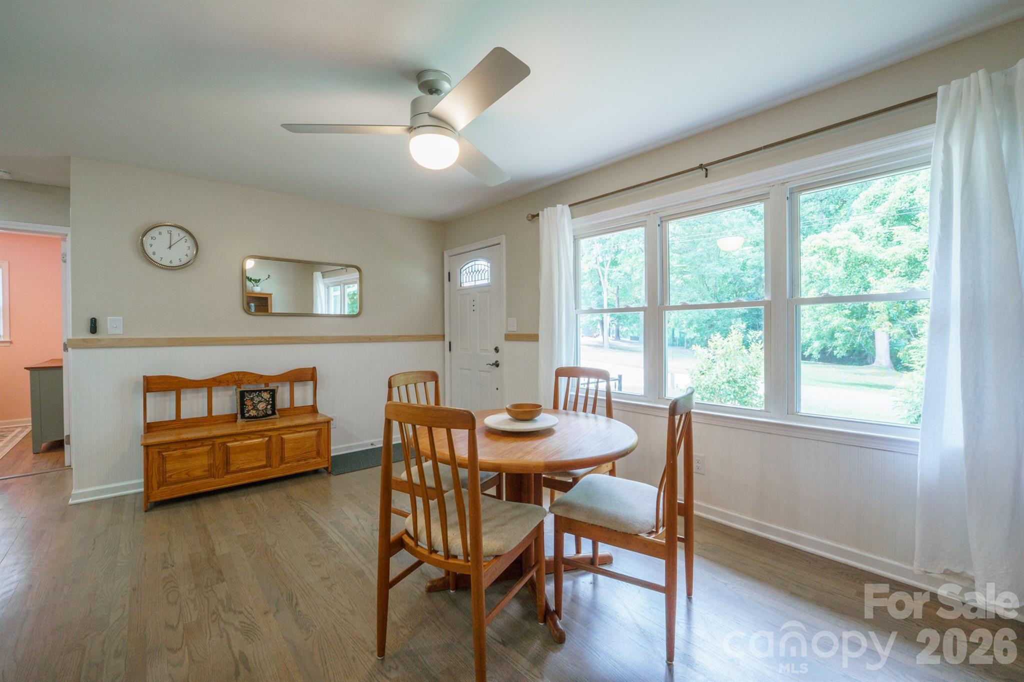 200 Point Circle Property Photo 10