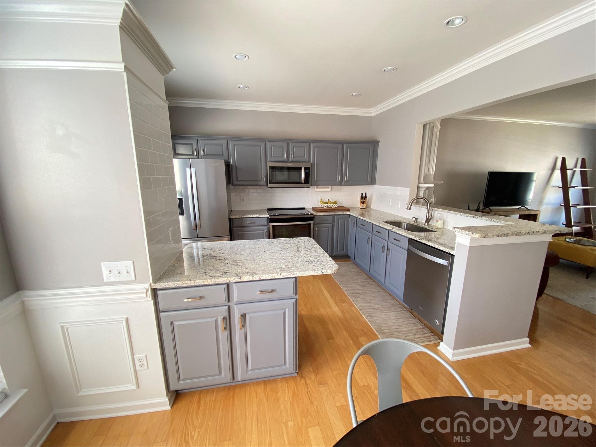 2933 Duvalla Avenue Property Photo 8