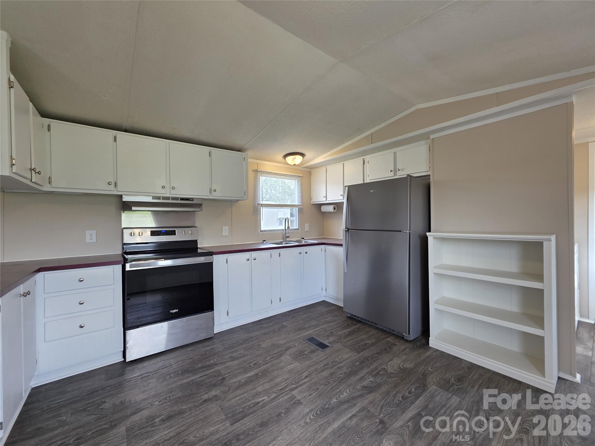 6870 Frankfurt Drive Property Photo 5