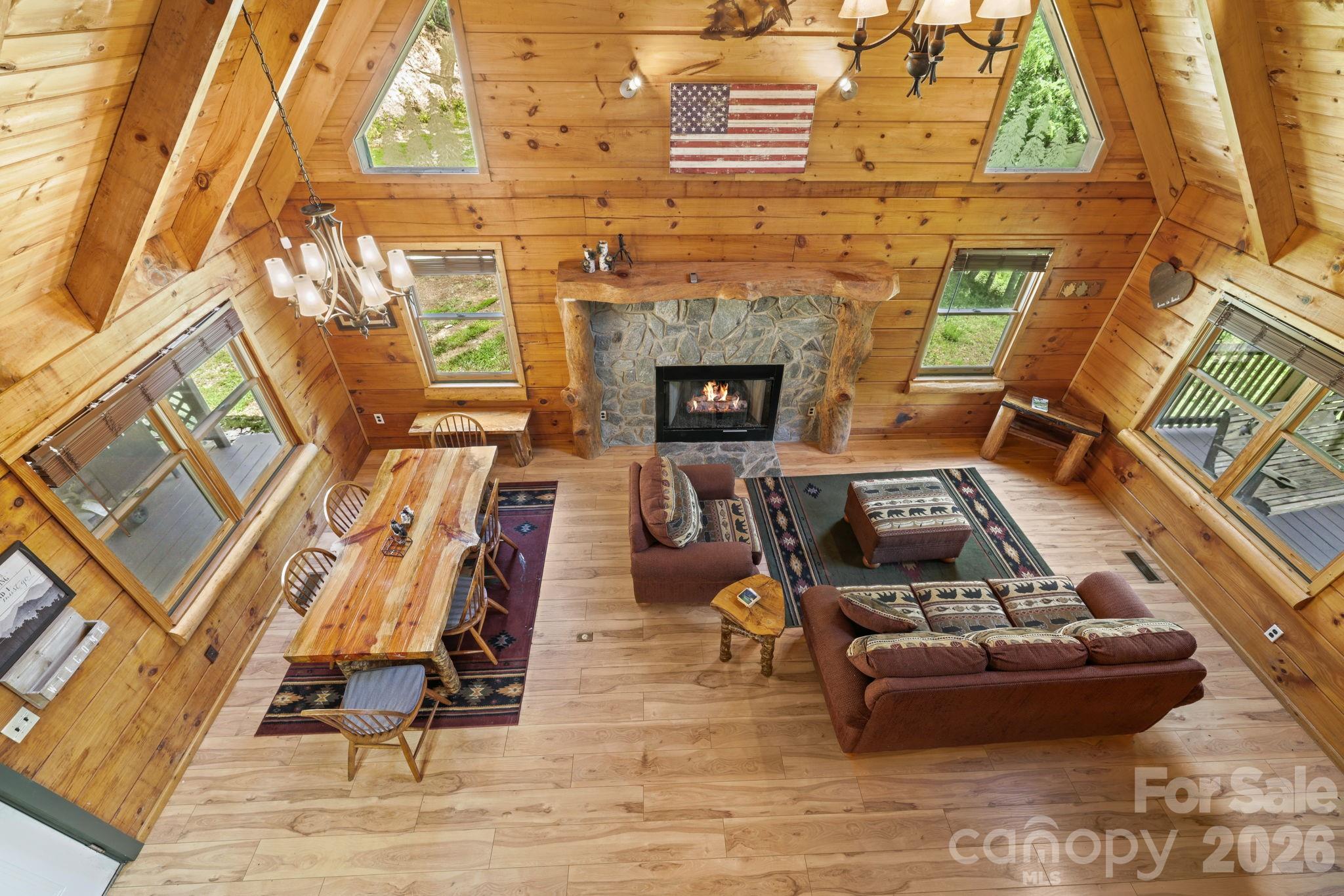 2560 Round Hill Road Property Photo 18