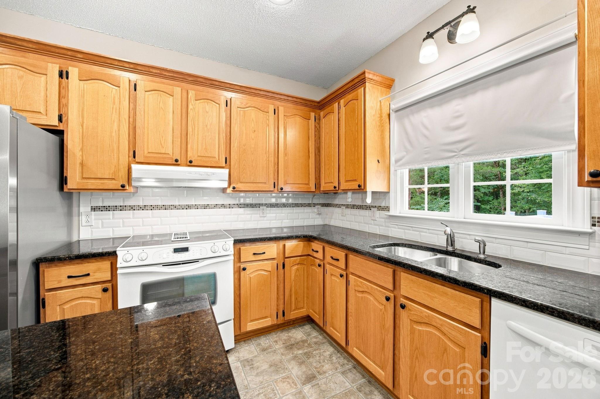 182 Robert Drive Property Photo 17