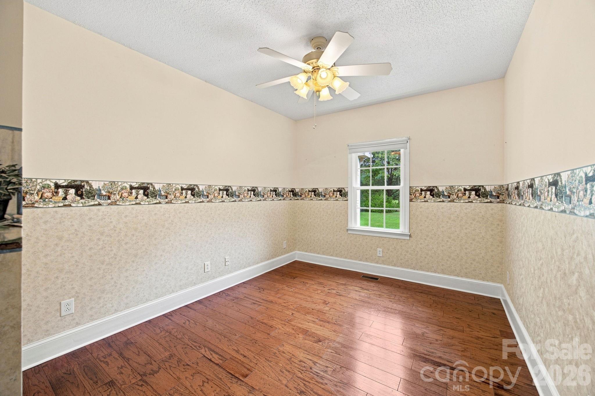 182 Robert Drive Property Photo 21