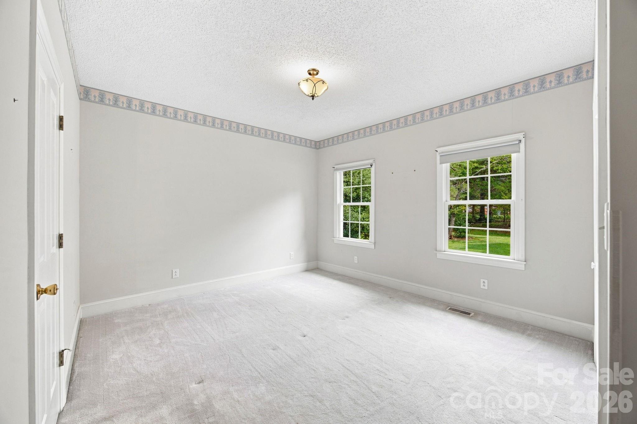 182 Robert Drive Property Photo 28