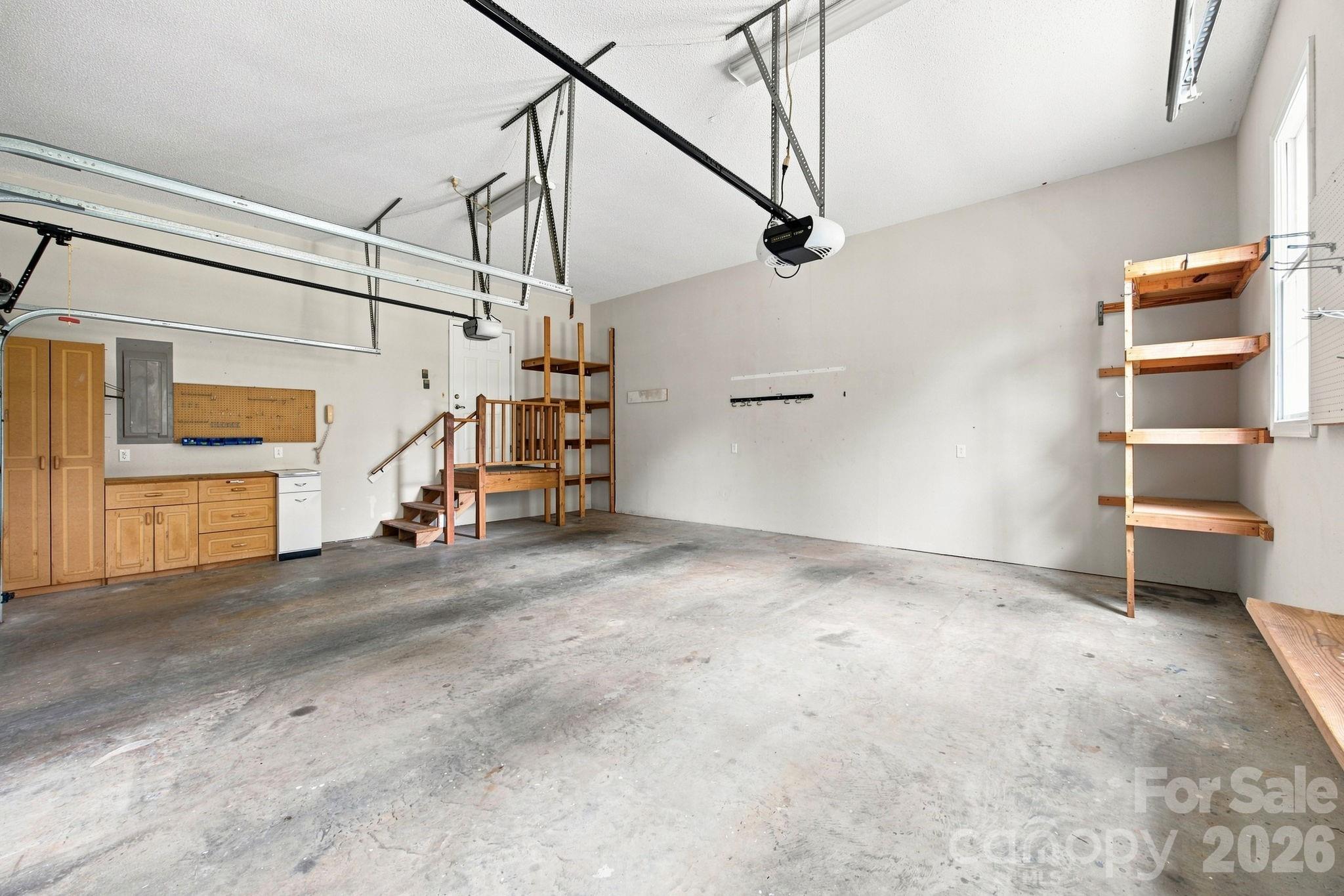 182 Robert Drive Property Photo 34