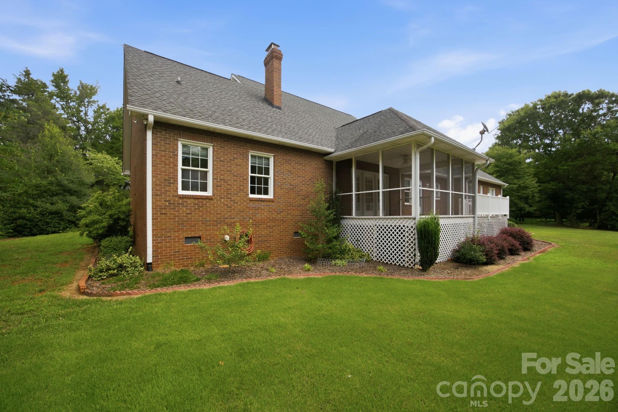 182 Robert Drive Property Photo 41